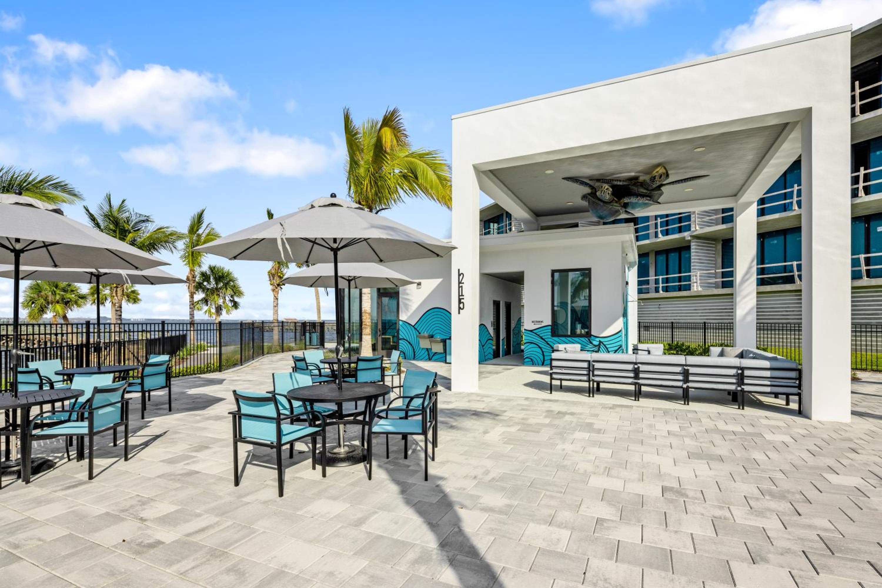 Harbor Island Beach Club, Homes by Villatel