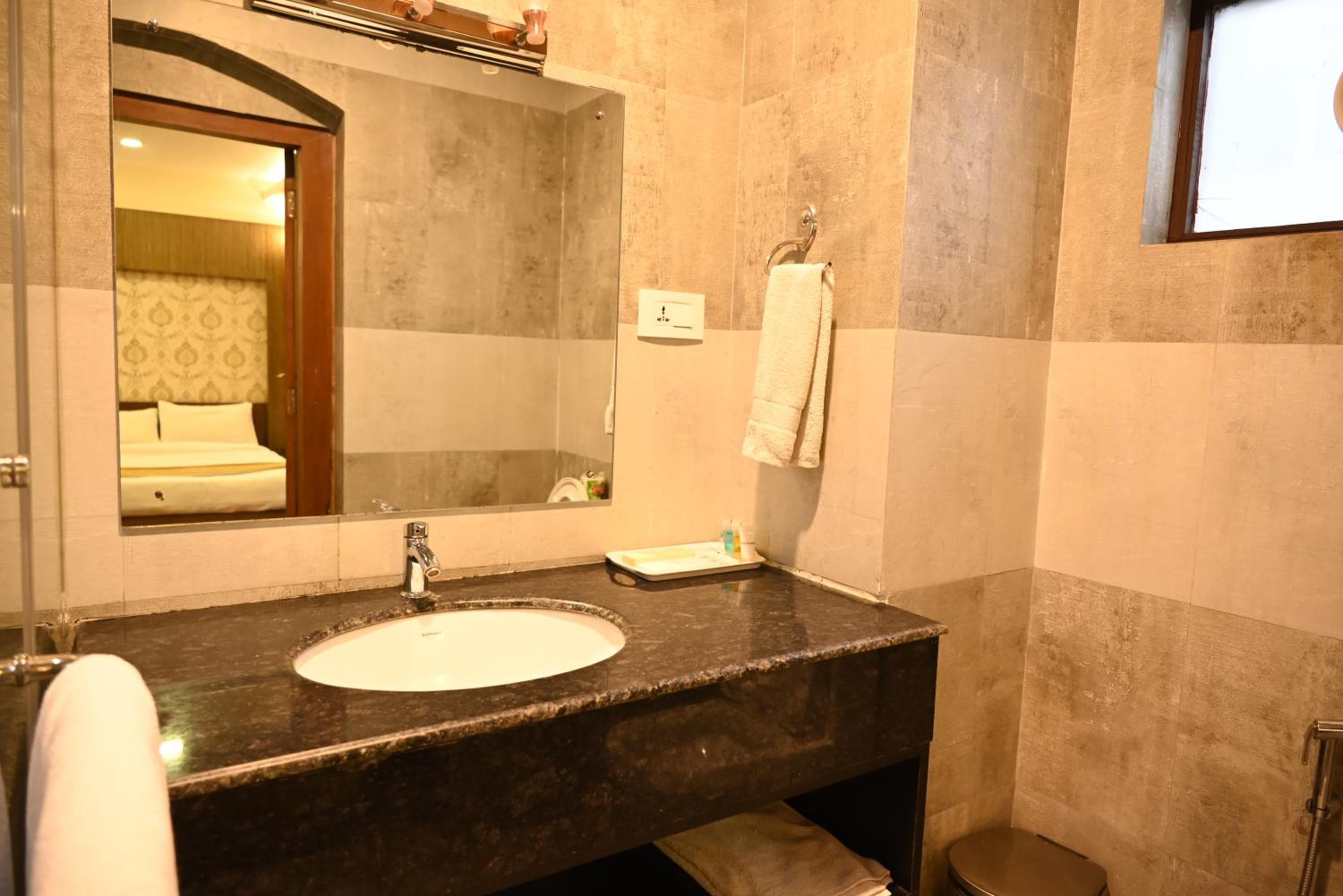 Aranya Boutique Hotel