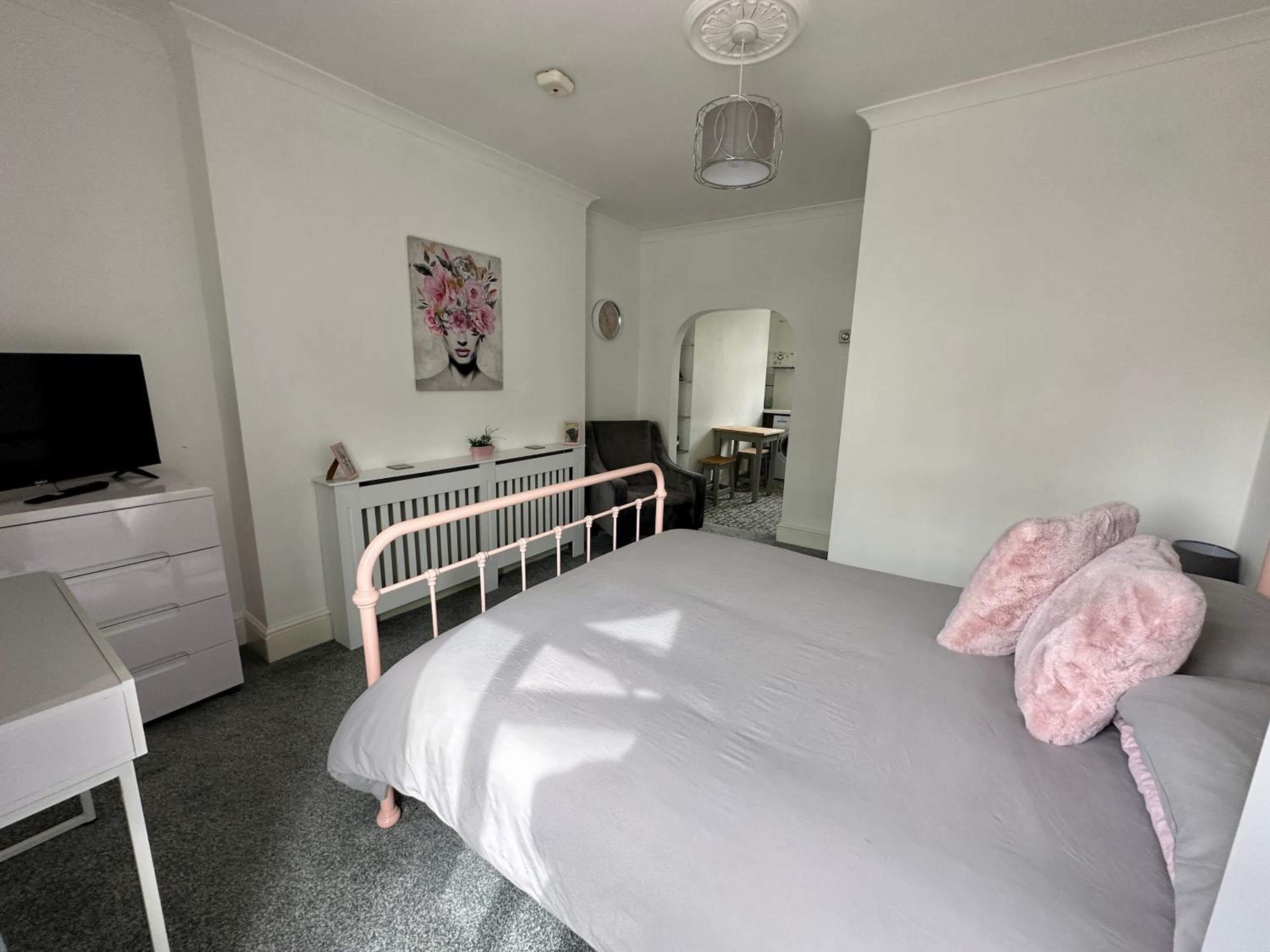 Entire Studio Apartment Private Entrance
