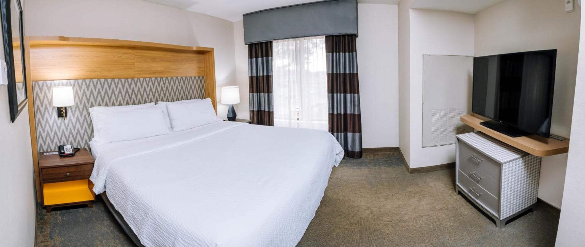 Holiday Inn & Suites Stockbridge Atlanta I-75 by IHG