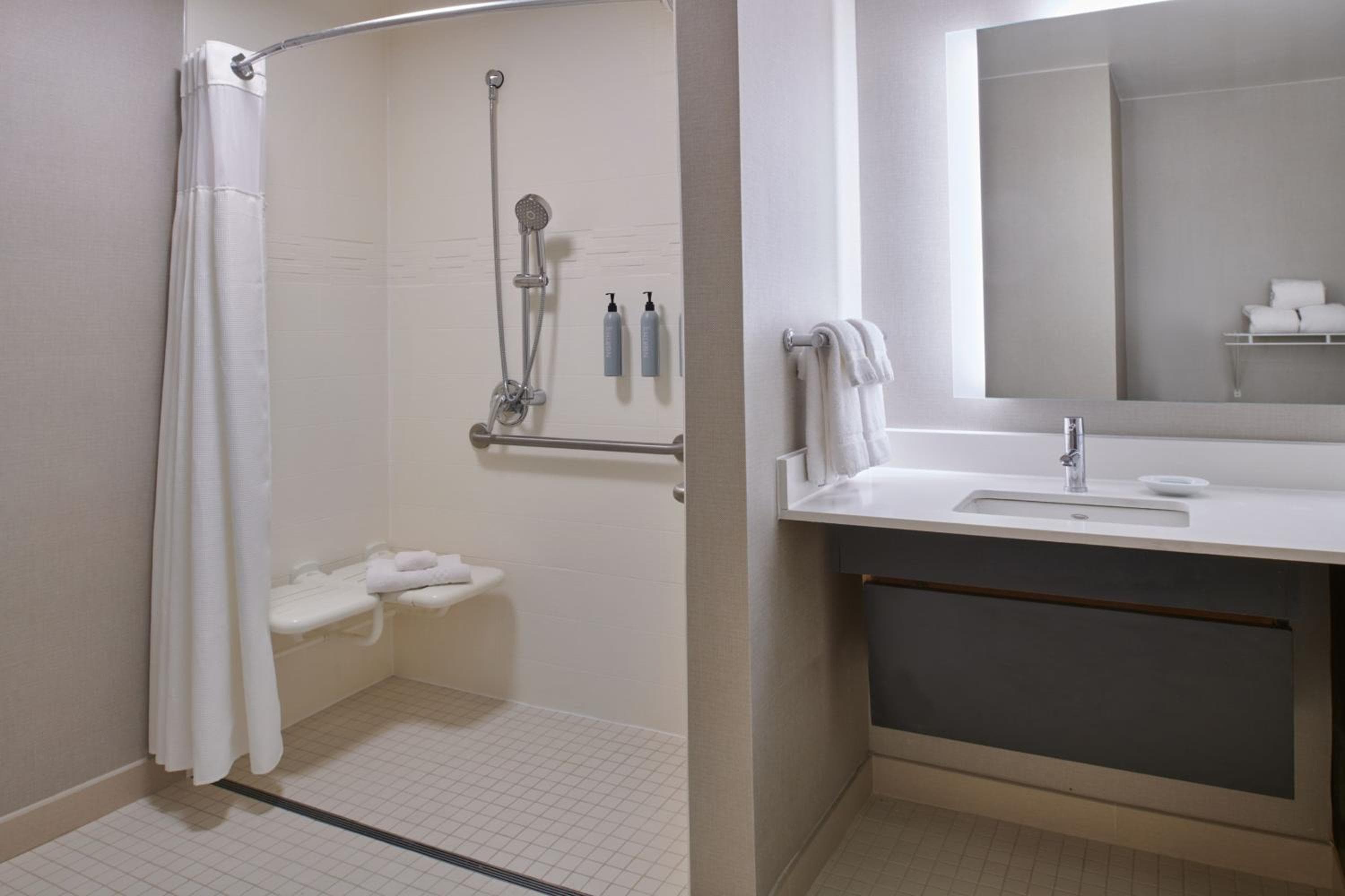 Residence Inn by Marriott Detroit / Novi