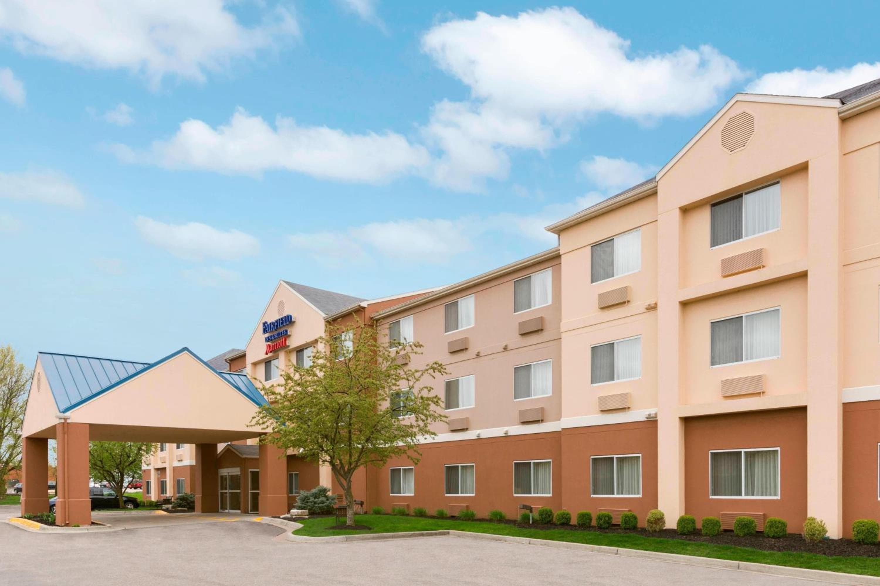 Fairfield by Marriott Inn & Suites Grand Rapids Airport