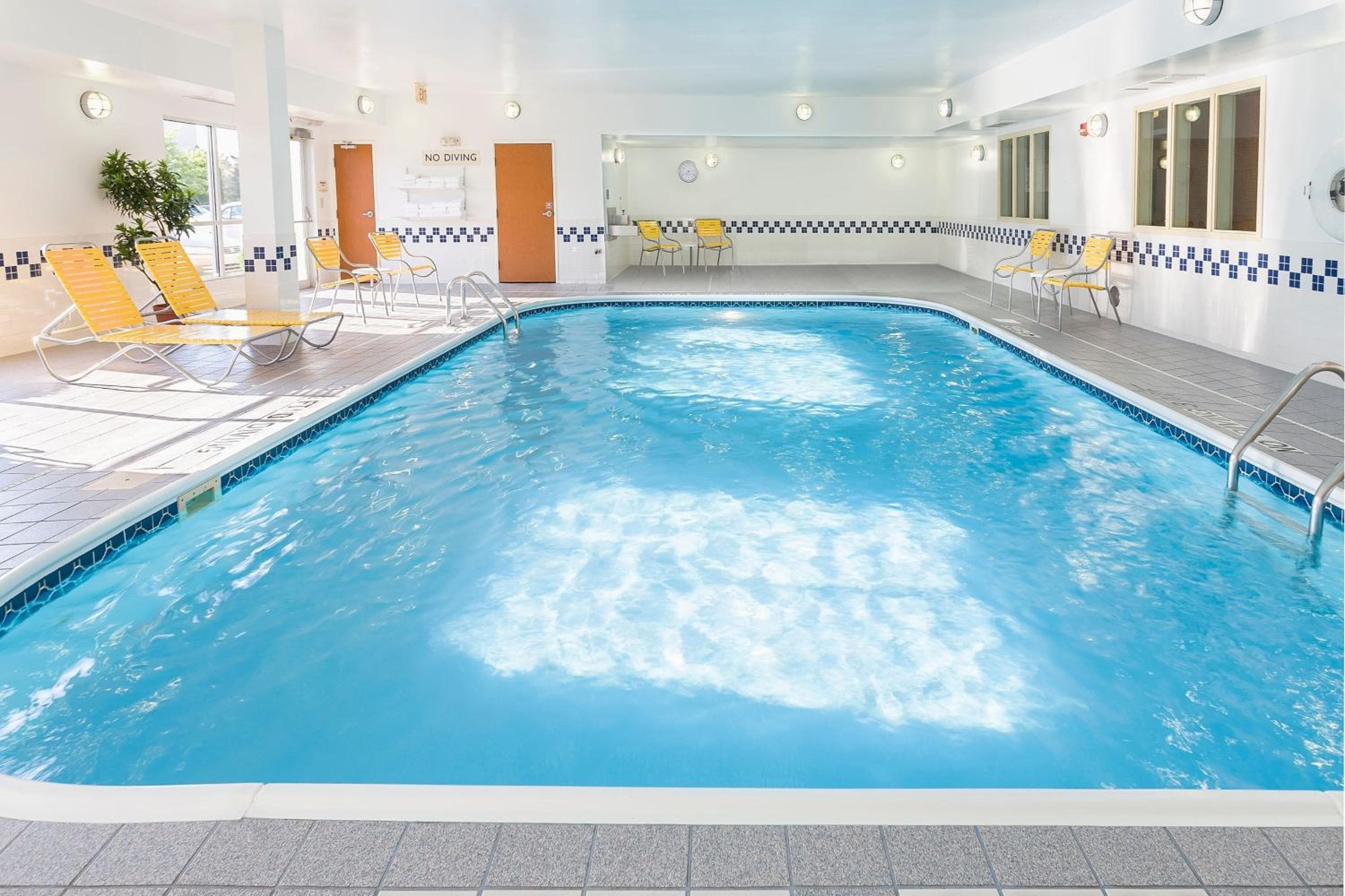 Fairfield by Marriott Inn & Suites Grand Rapids Airport