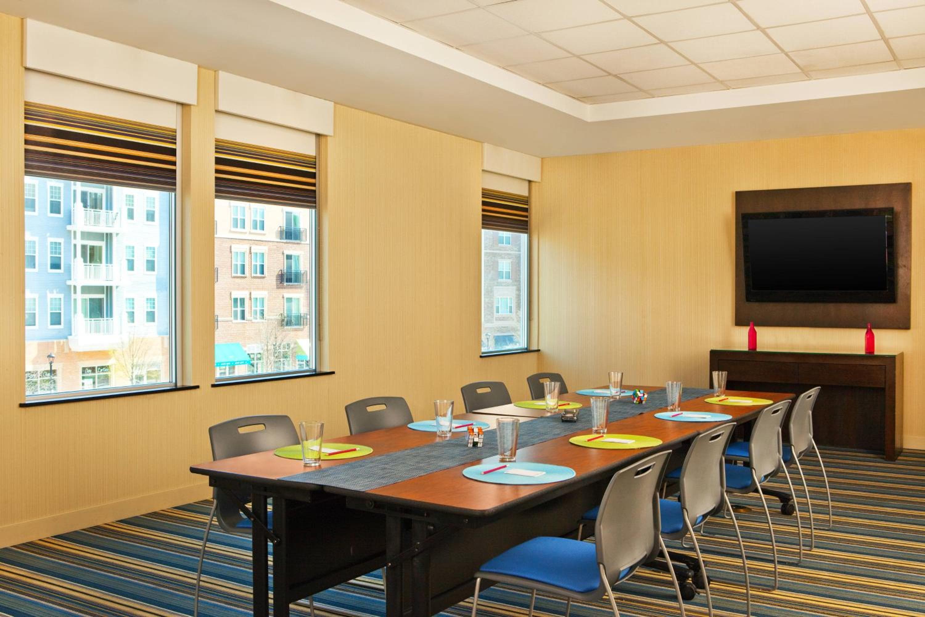 Aloft by Marriott Richmond West Short Pump