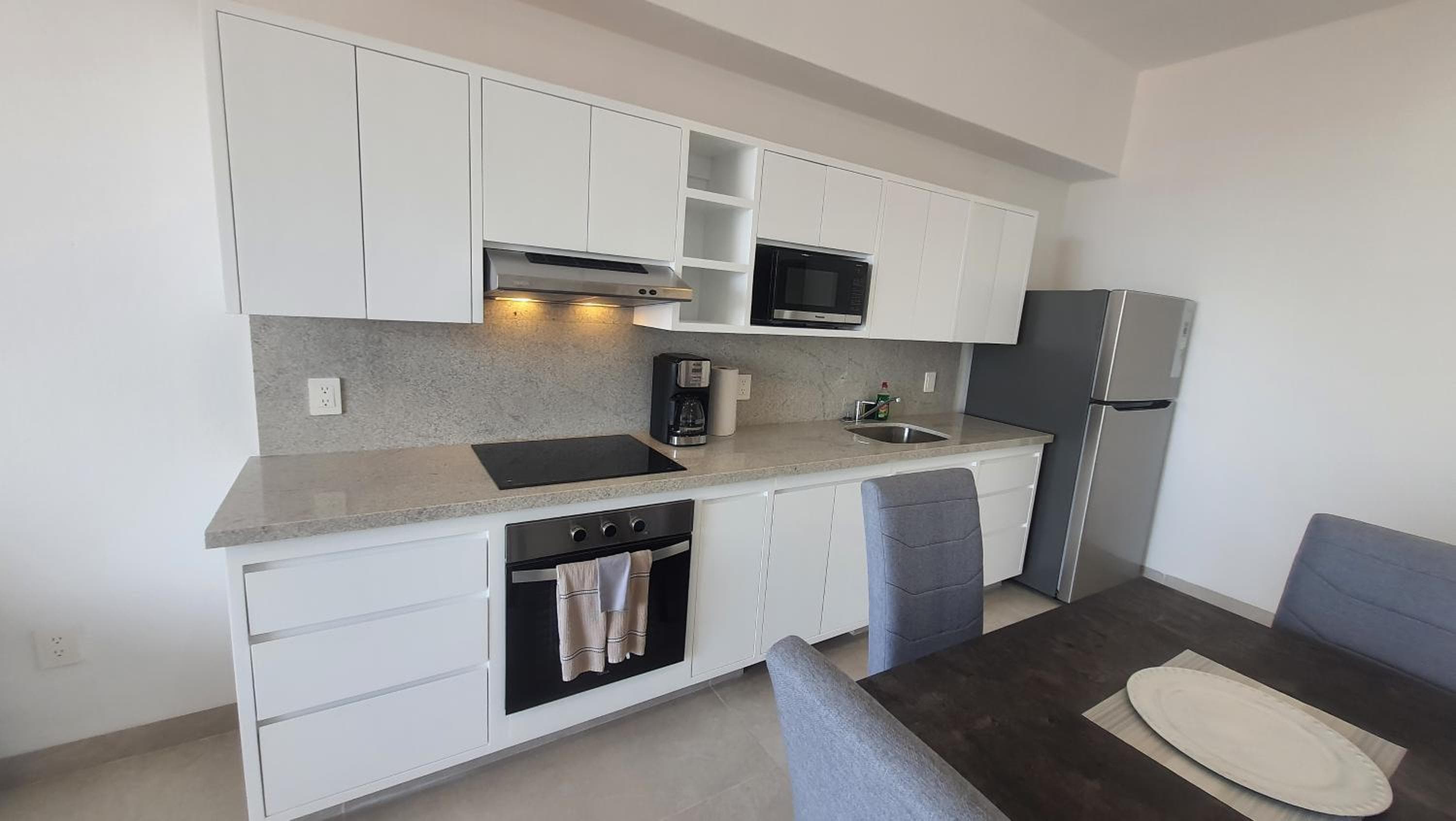 Hermoso departamento con alberca cerca de la playa