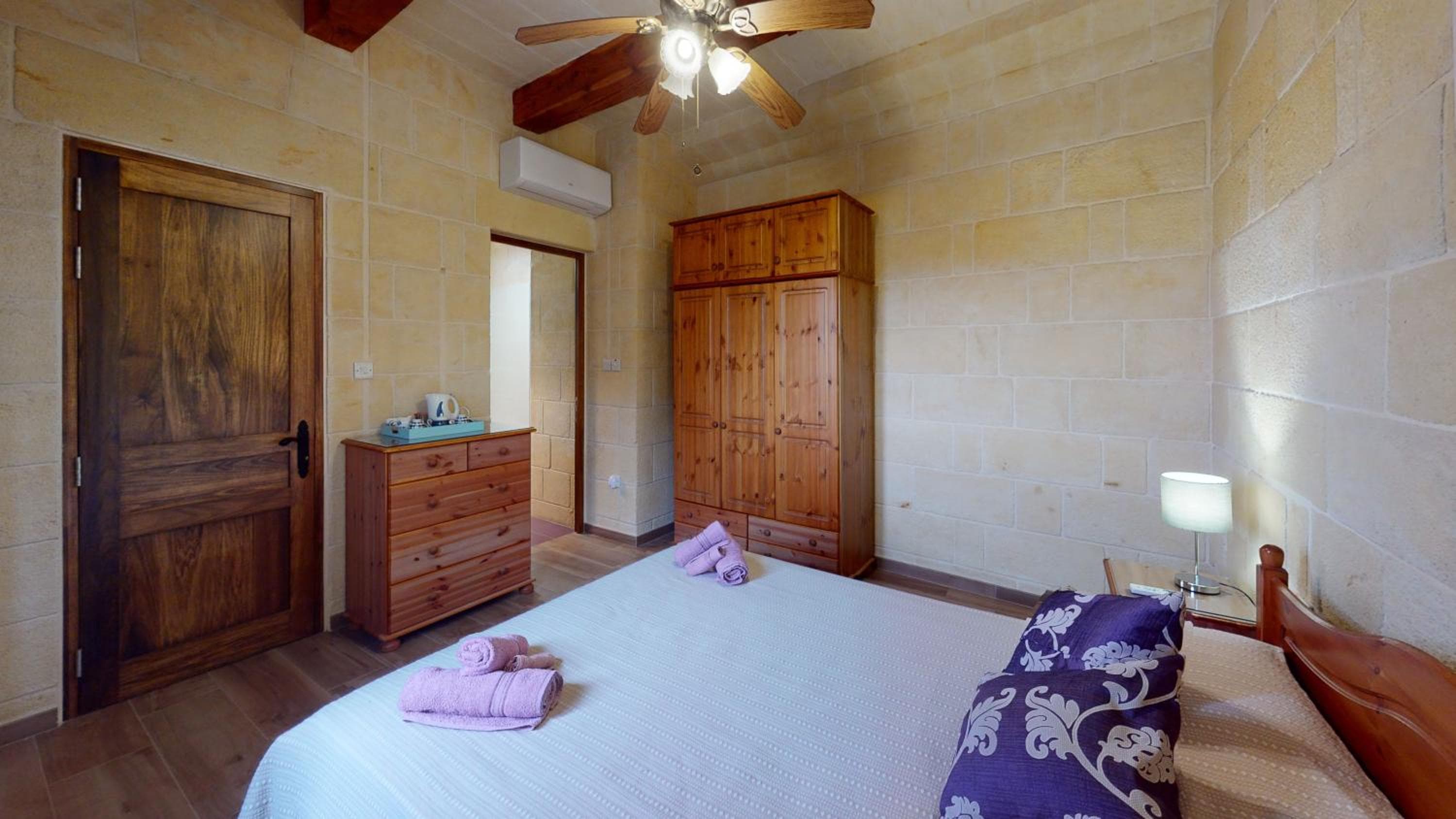 Qala Bed&Breakfast with swimming pool - IL-Wenniessa