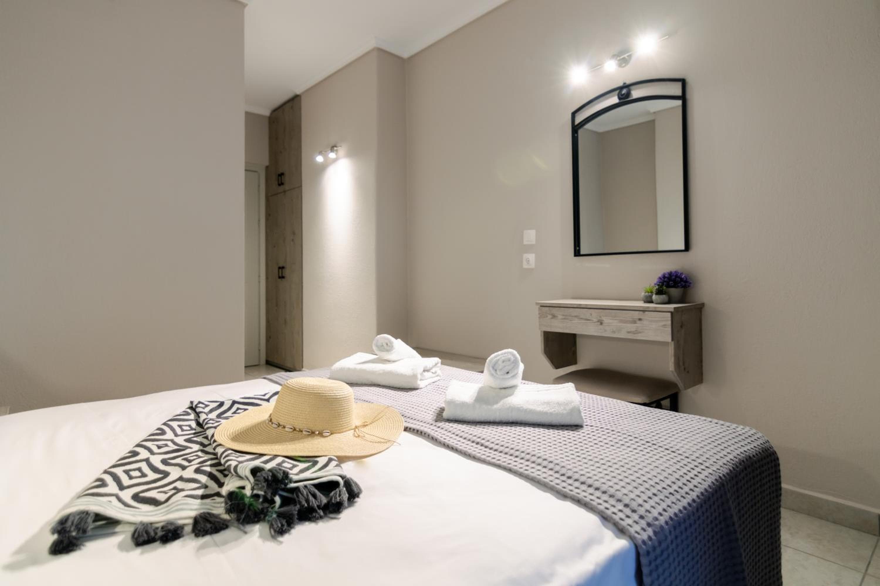 Samel Hotel
