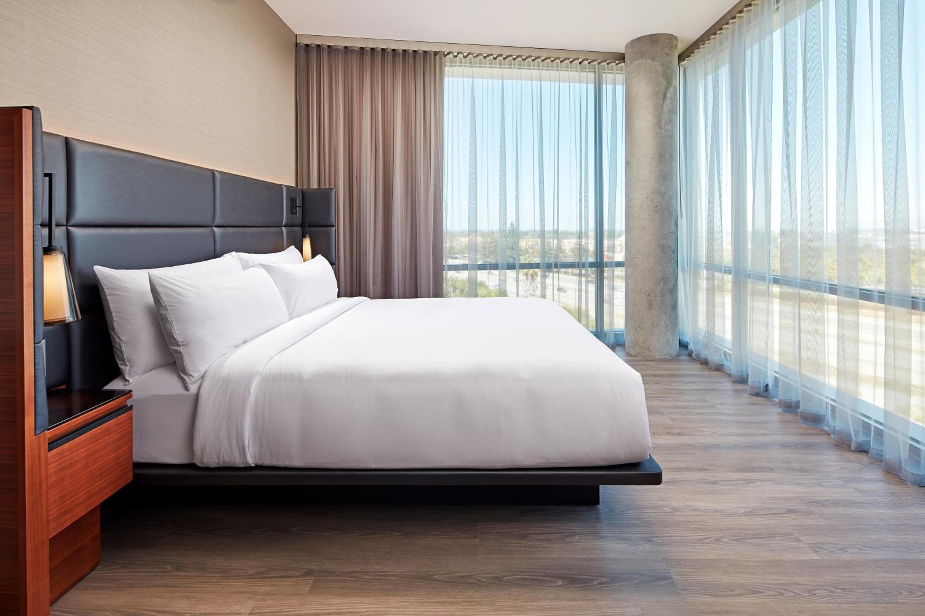 AC Hotel by Marriott Sunnyvale Cupertino