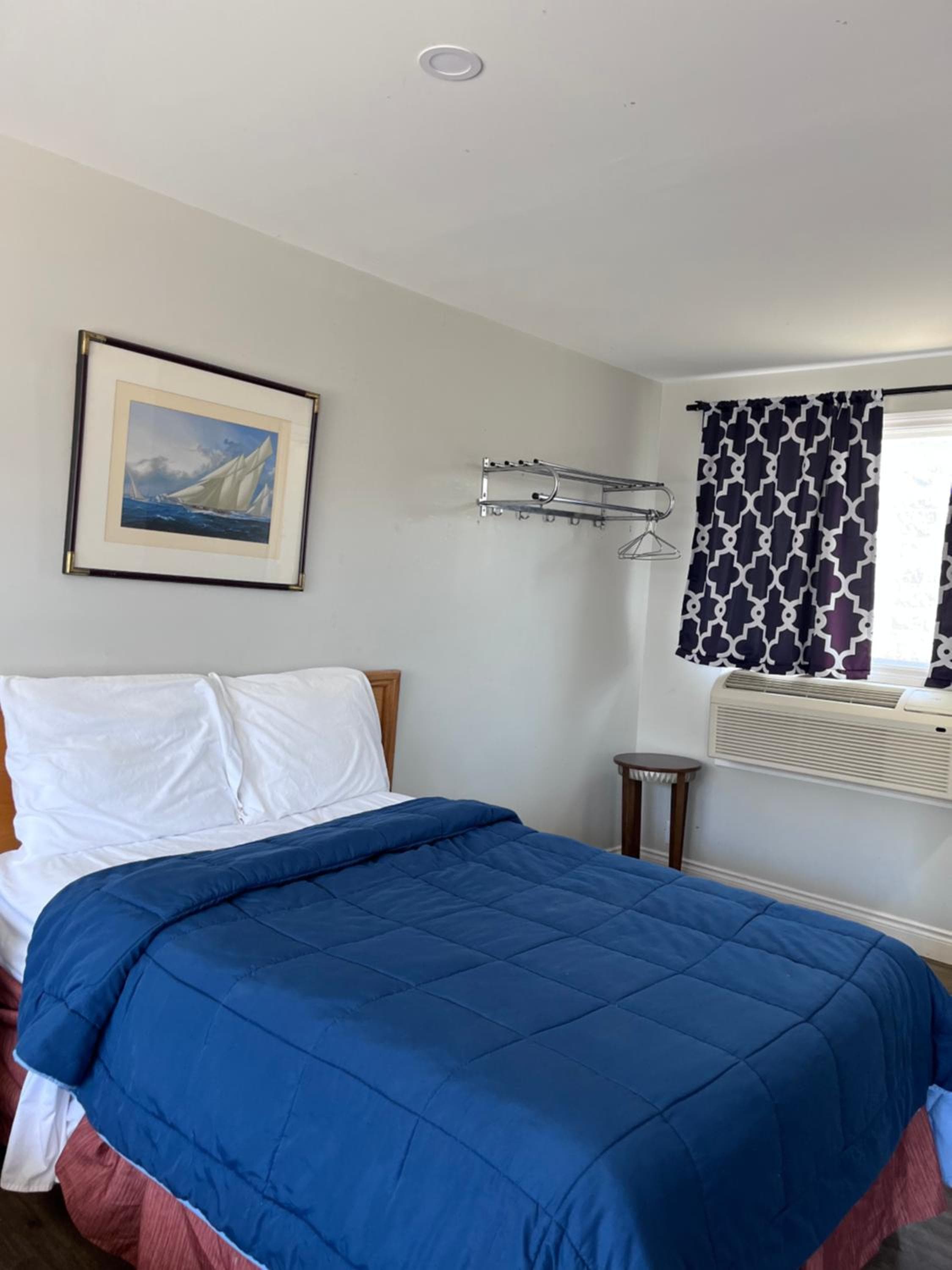 Knights Inn - Park Villa Motel, Midland