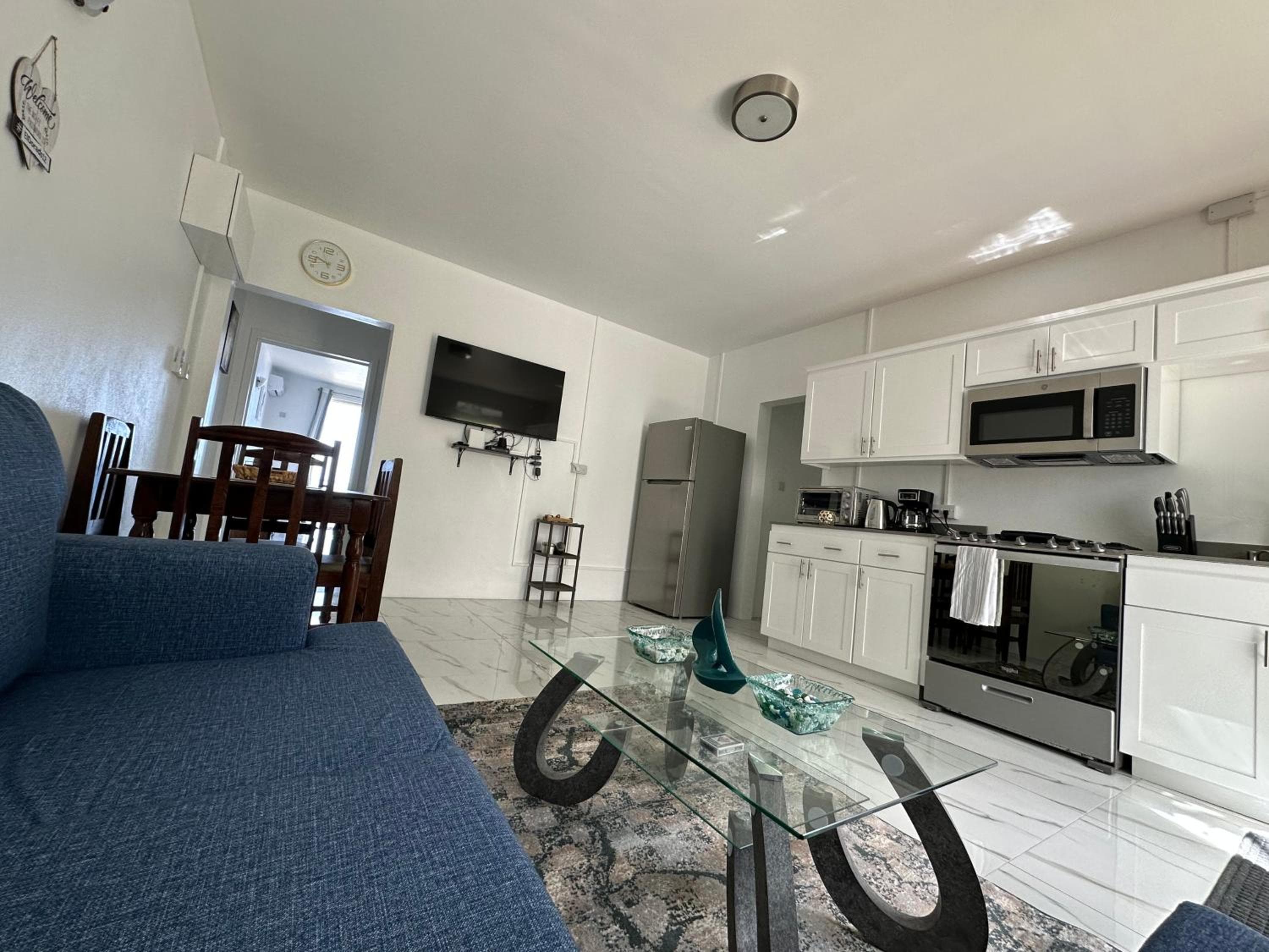 El Dorado Guest Suites & Car Rental