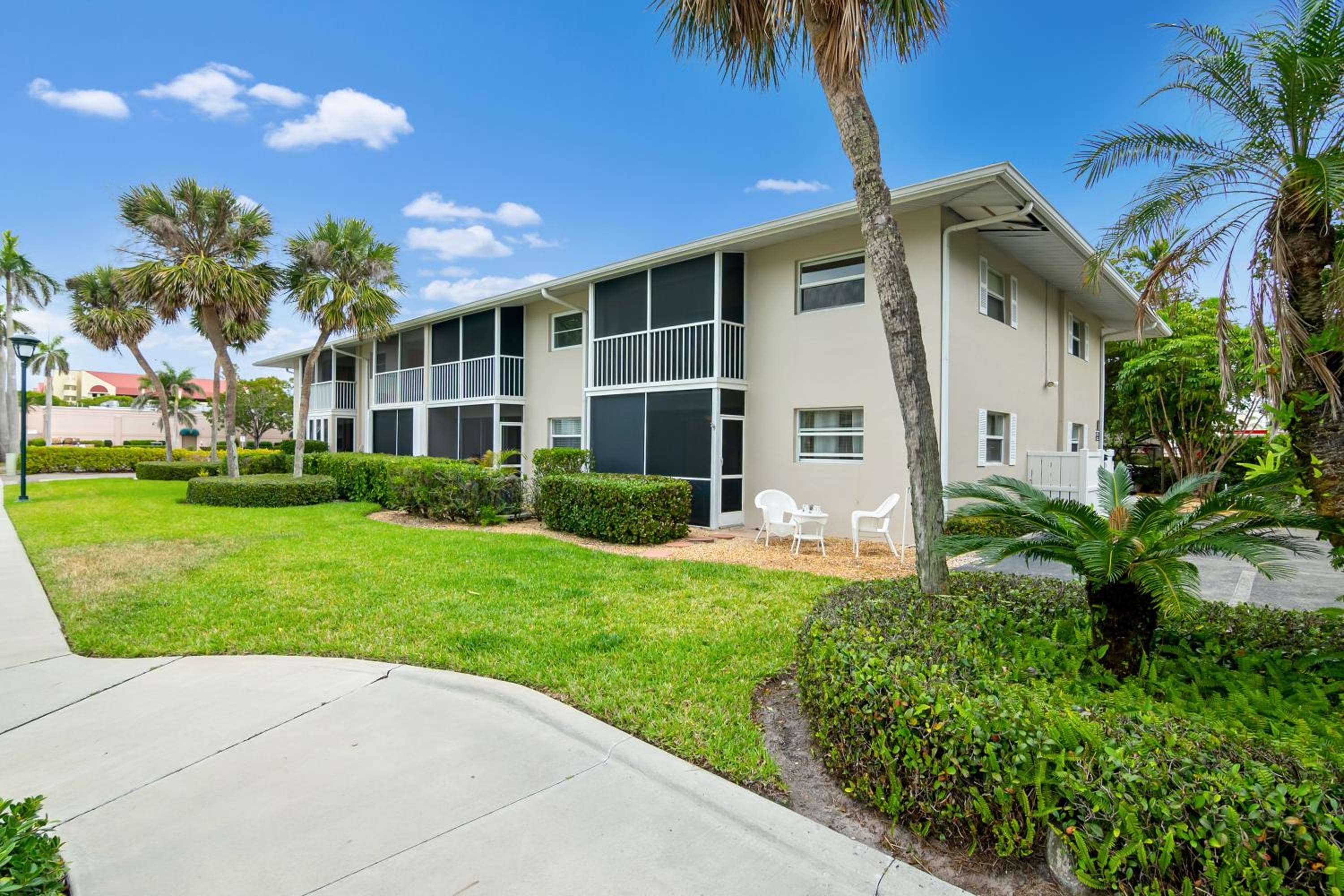 Coastal Paradise 815