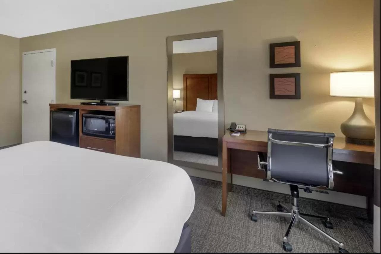 Comfort Inn & Suites Peachtree Corners - Norcross