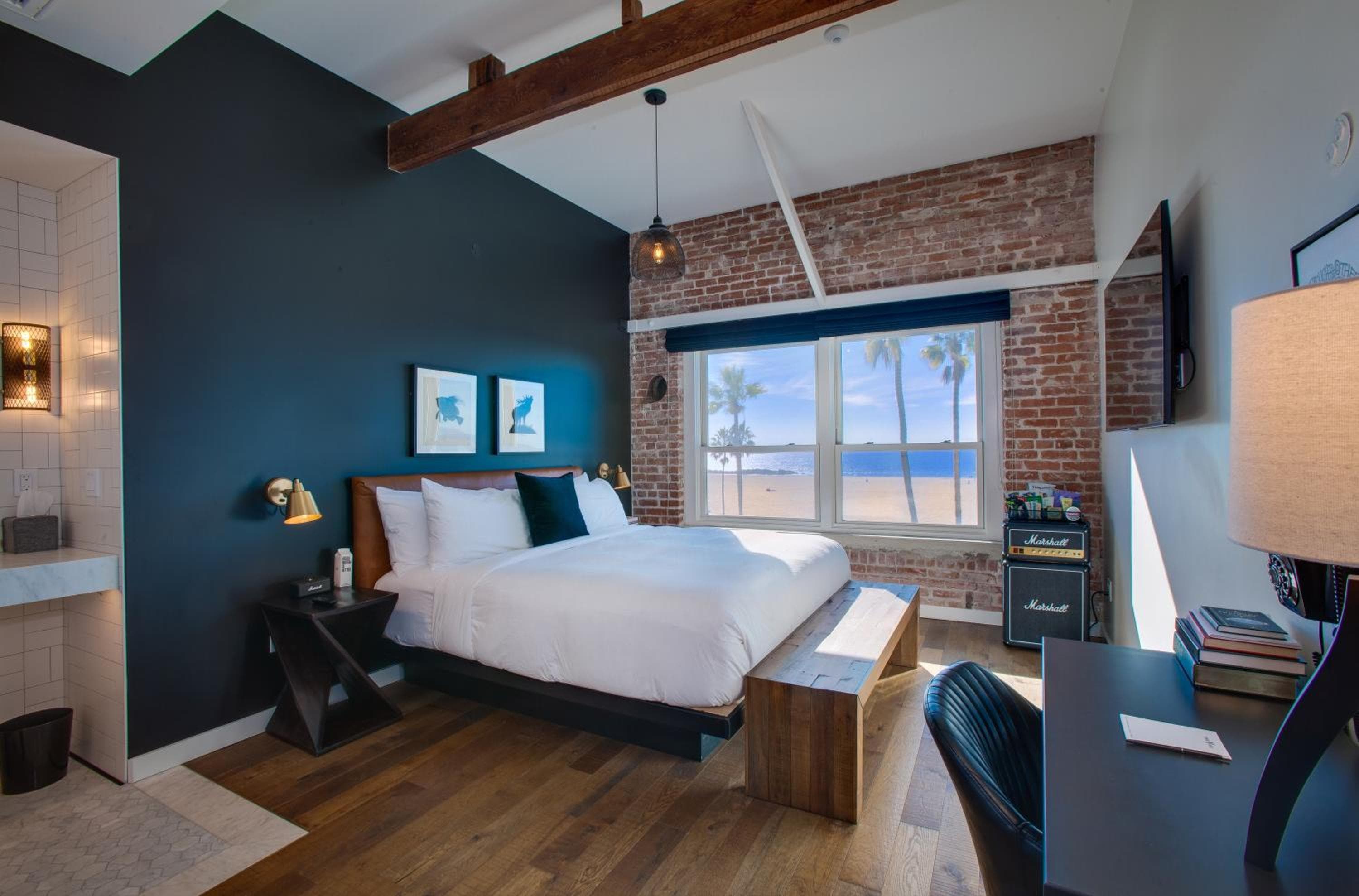 Venice V Hotel