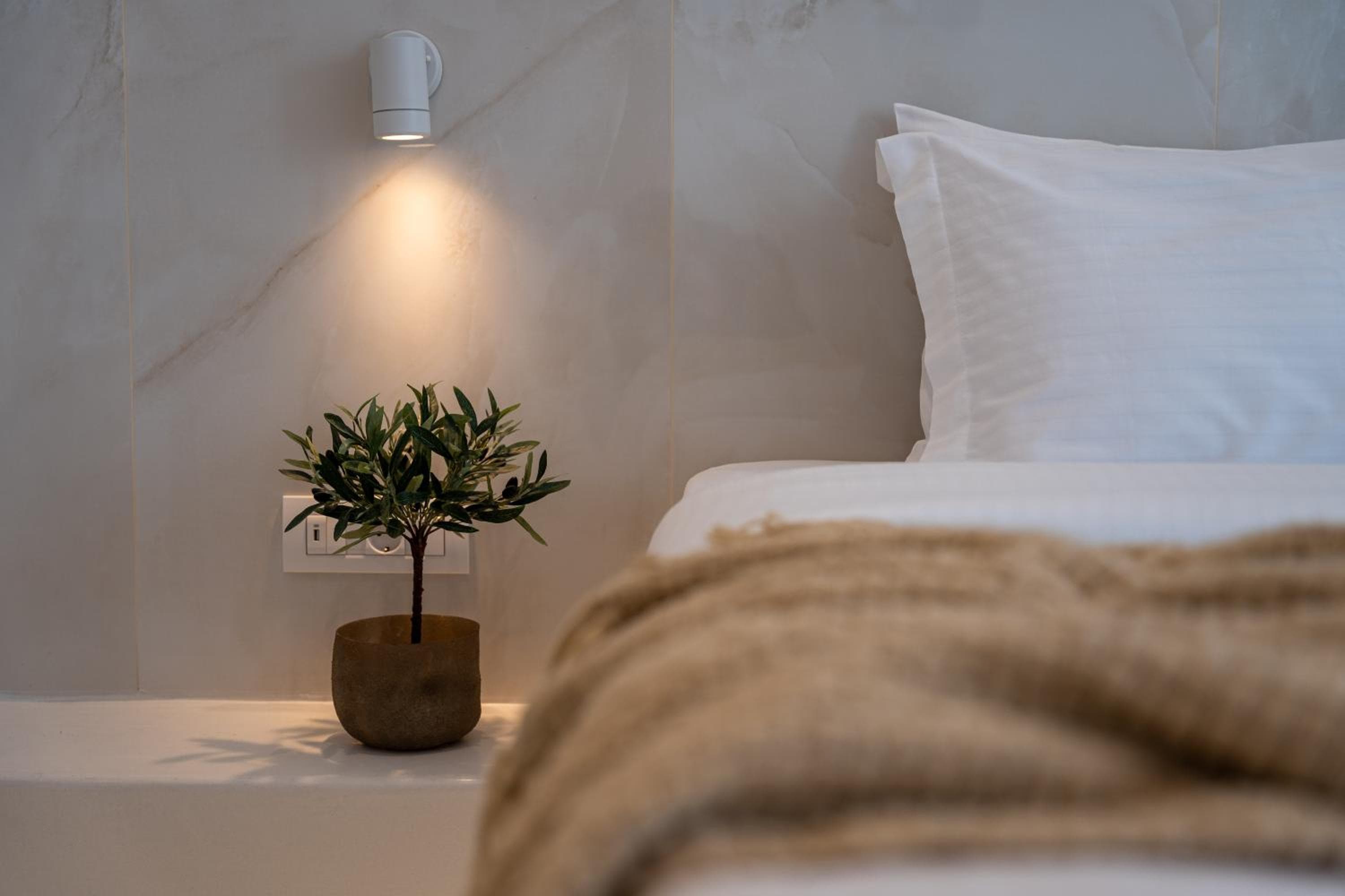 Cycladic Suites & Spa