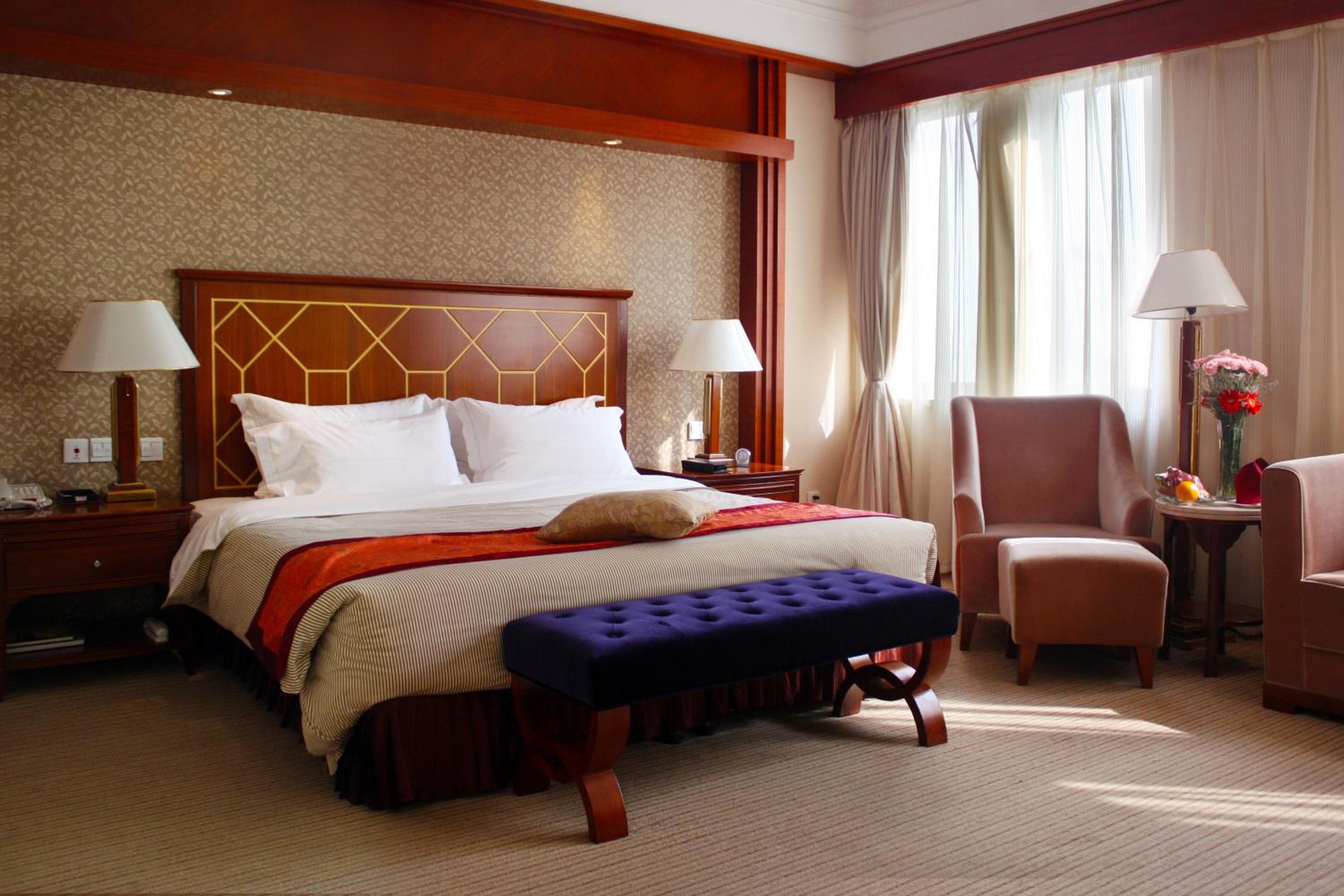 Shanghai Park Hotel