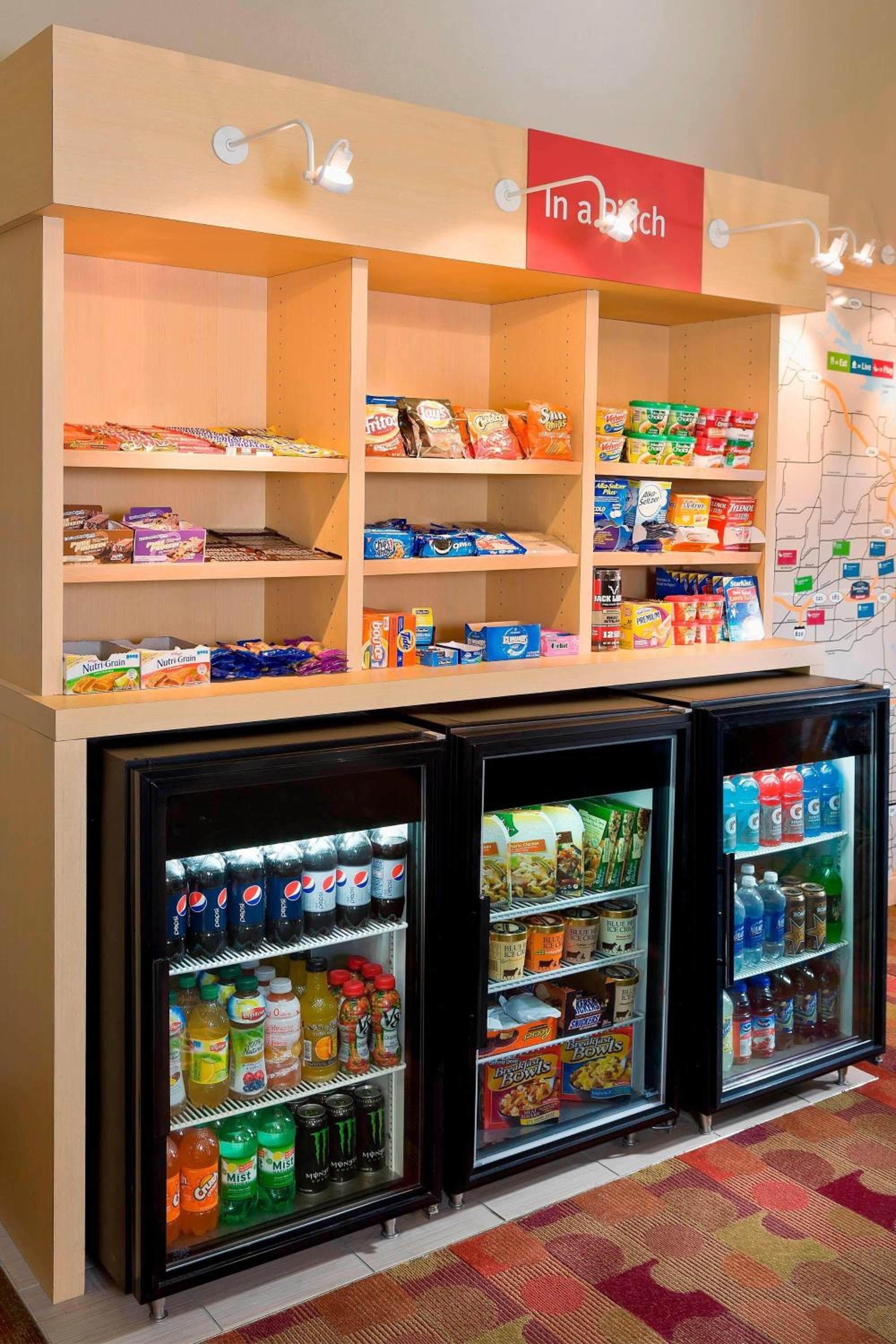 Candlewood Suites Bedford - Fort Worth by IHG