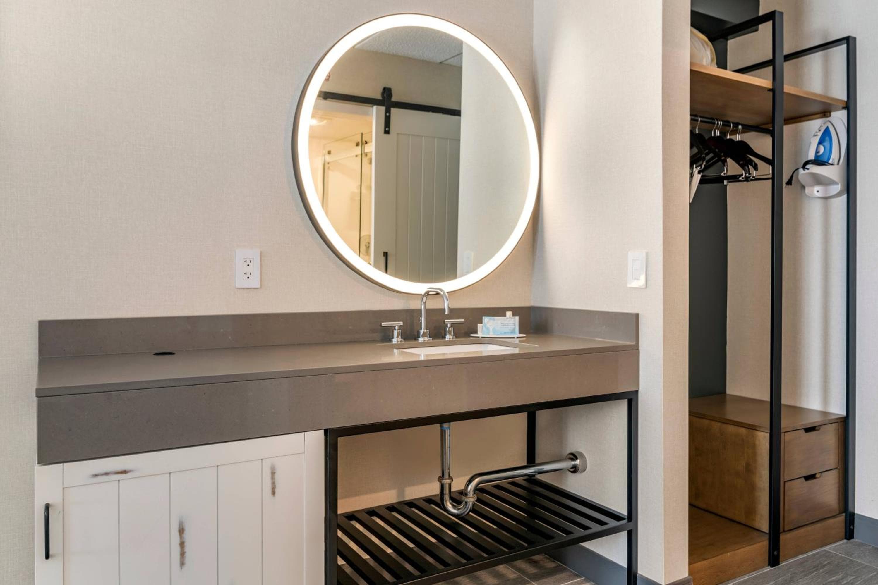 Fairfield Inn & Suites by Marriott Providence Airport Warwick