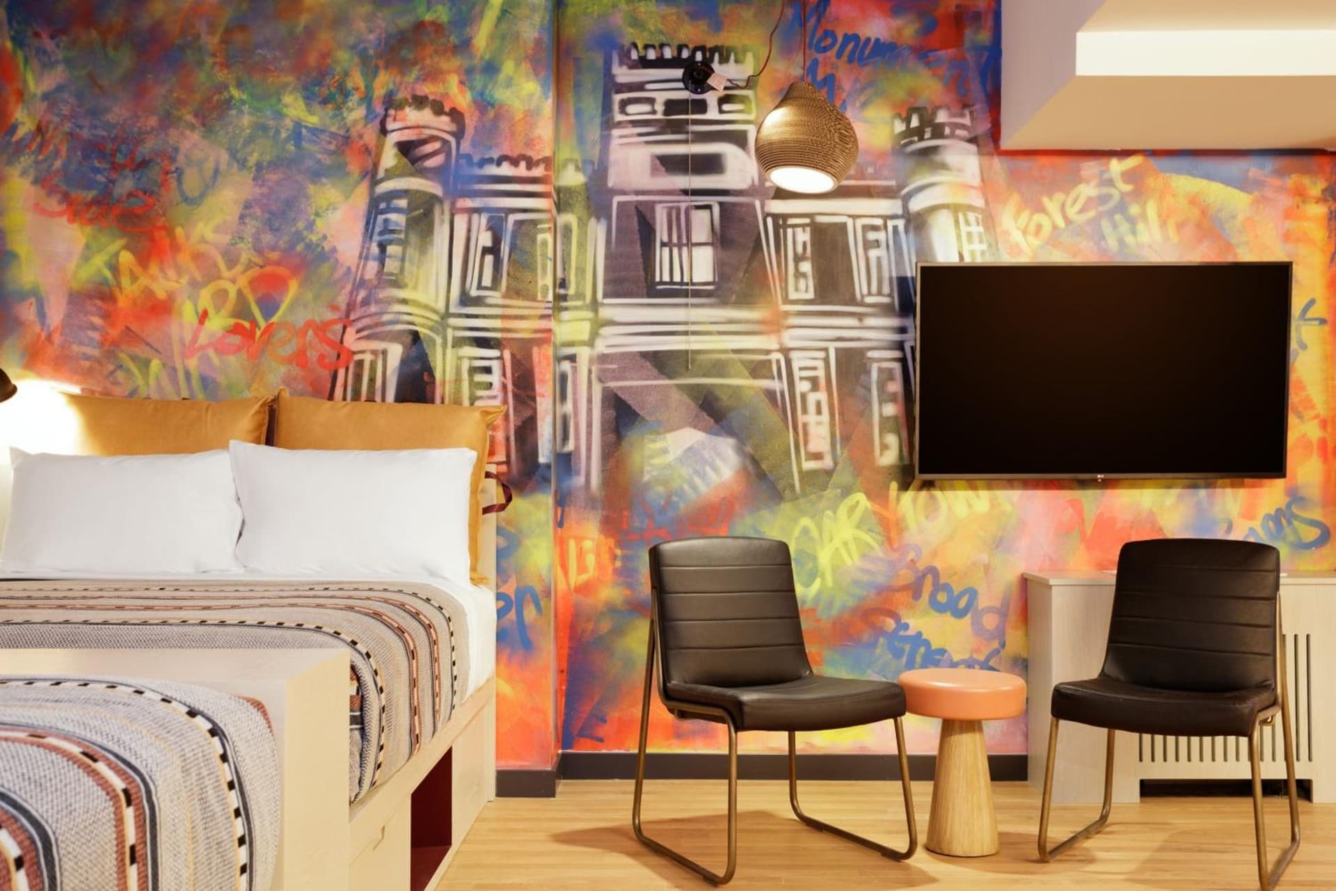 Moxy Richmond Downtown