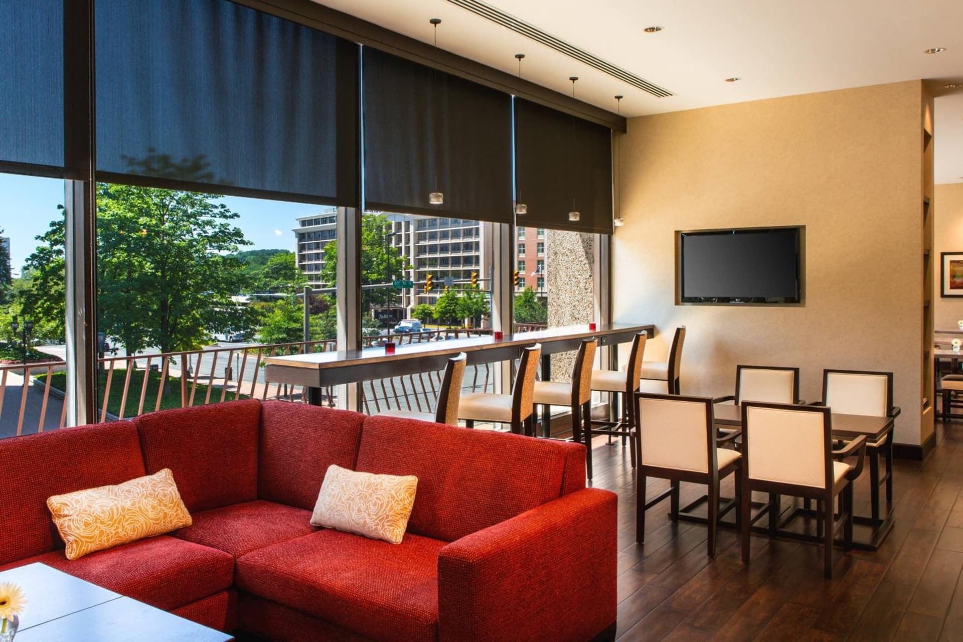 AC Hotel by Marriott Arlington National Landing