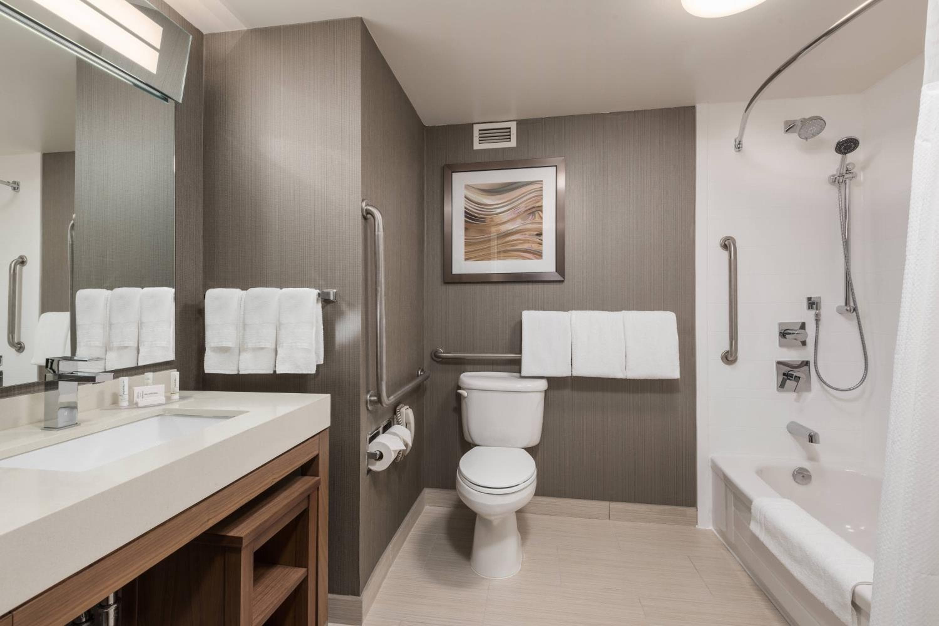 Courtyard by Marriott Toronto Vaughan