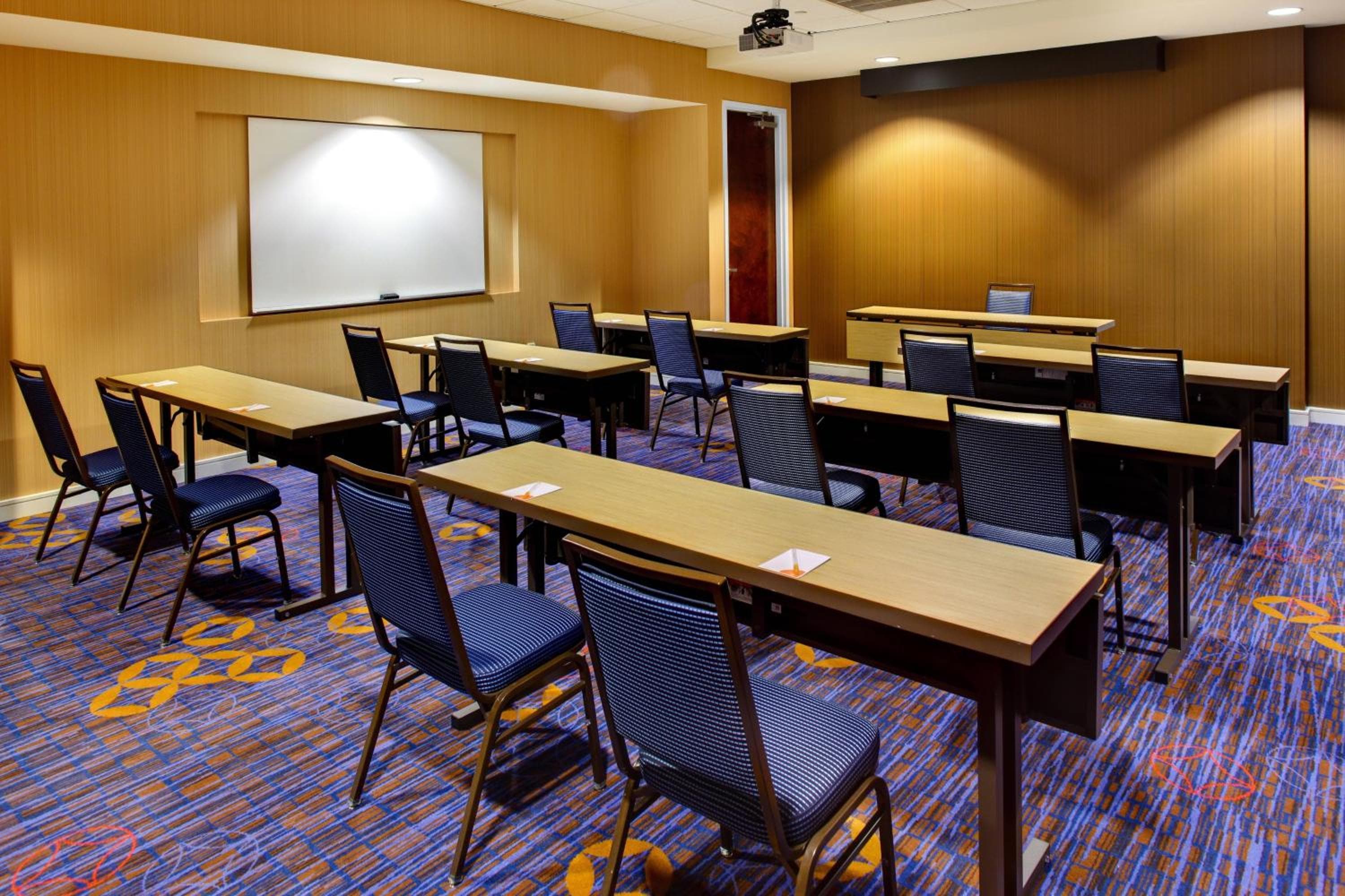 Courtyard by Marriott Atlanta Buckhead