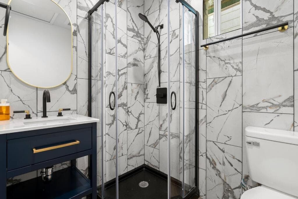 Stylish Green & Gold 2BR / 1Bath Apartment in SFO