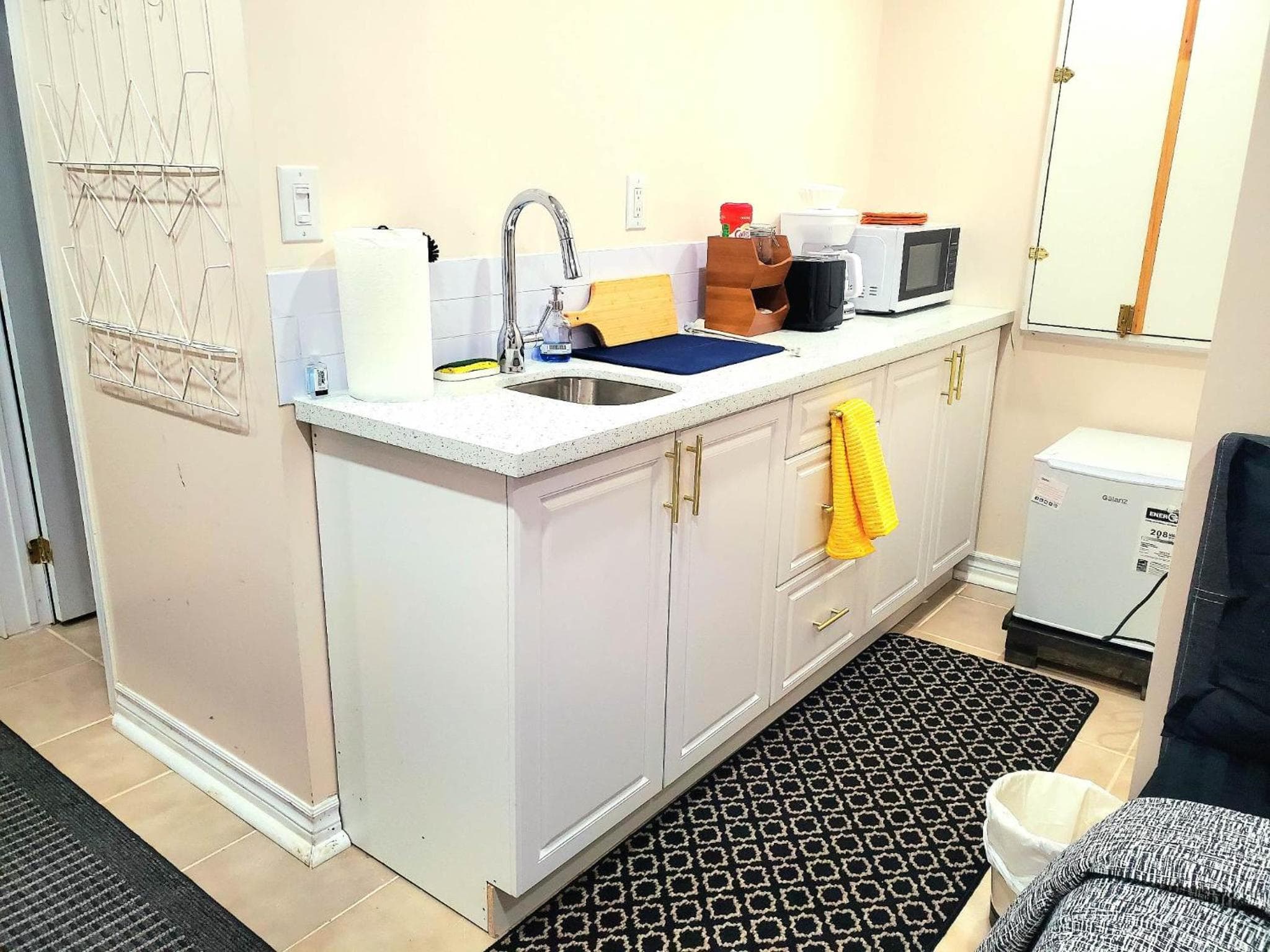 Cozy & Convenient Studio Apartment