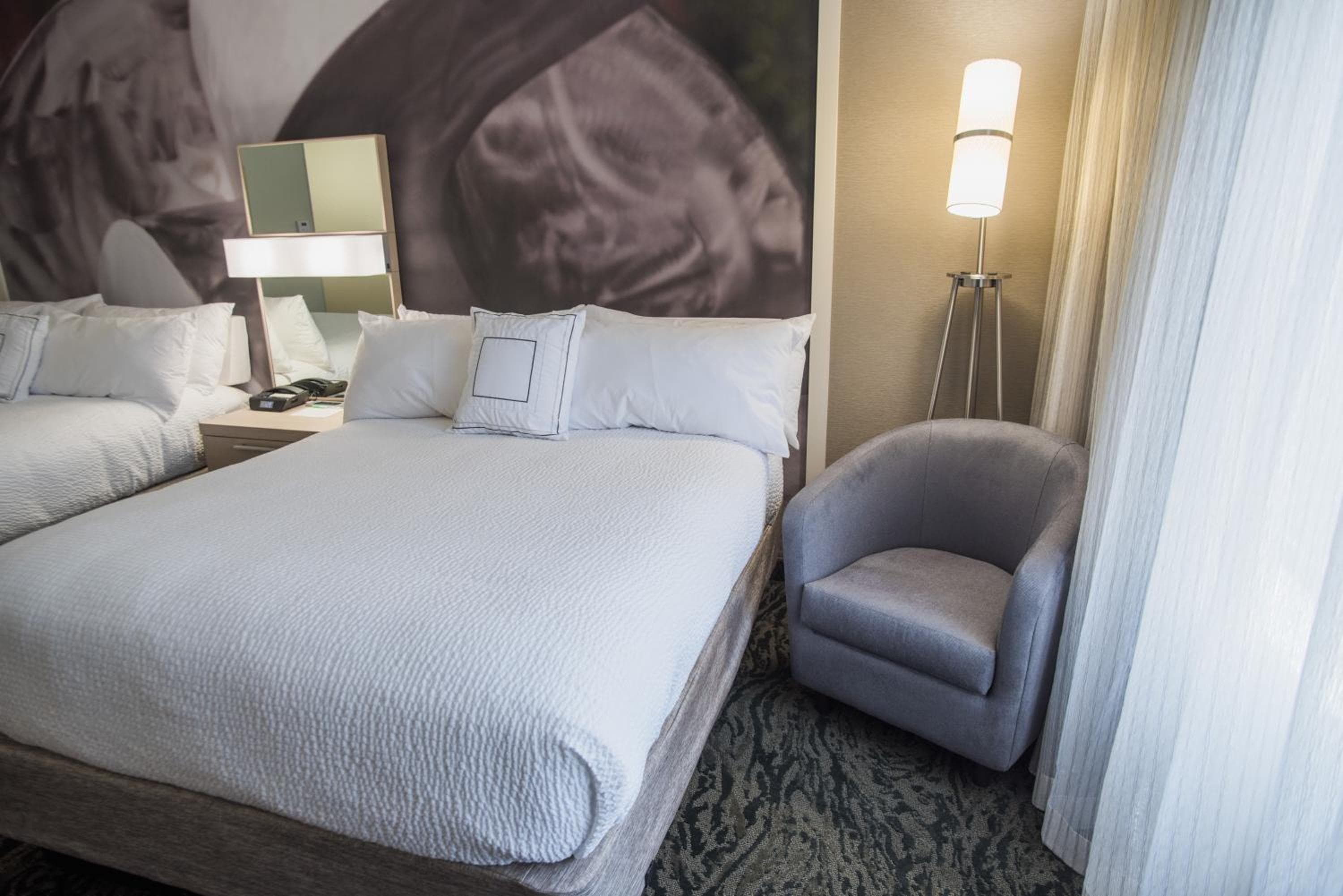 Courtyard by Marriott Hickory