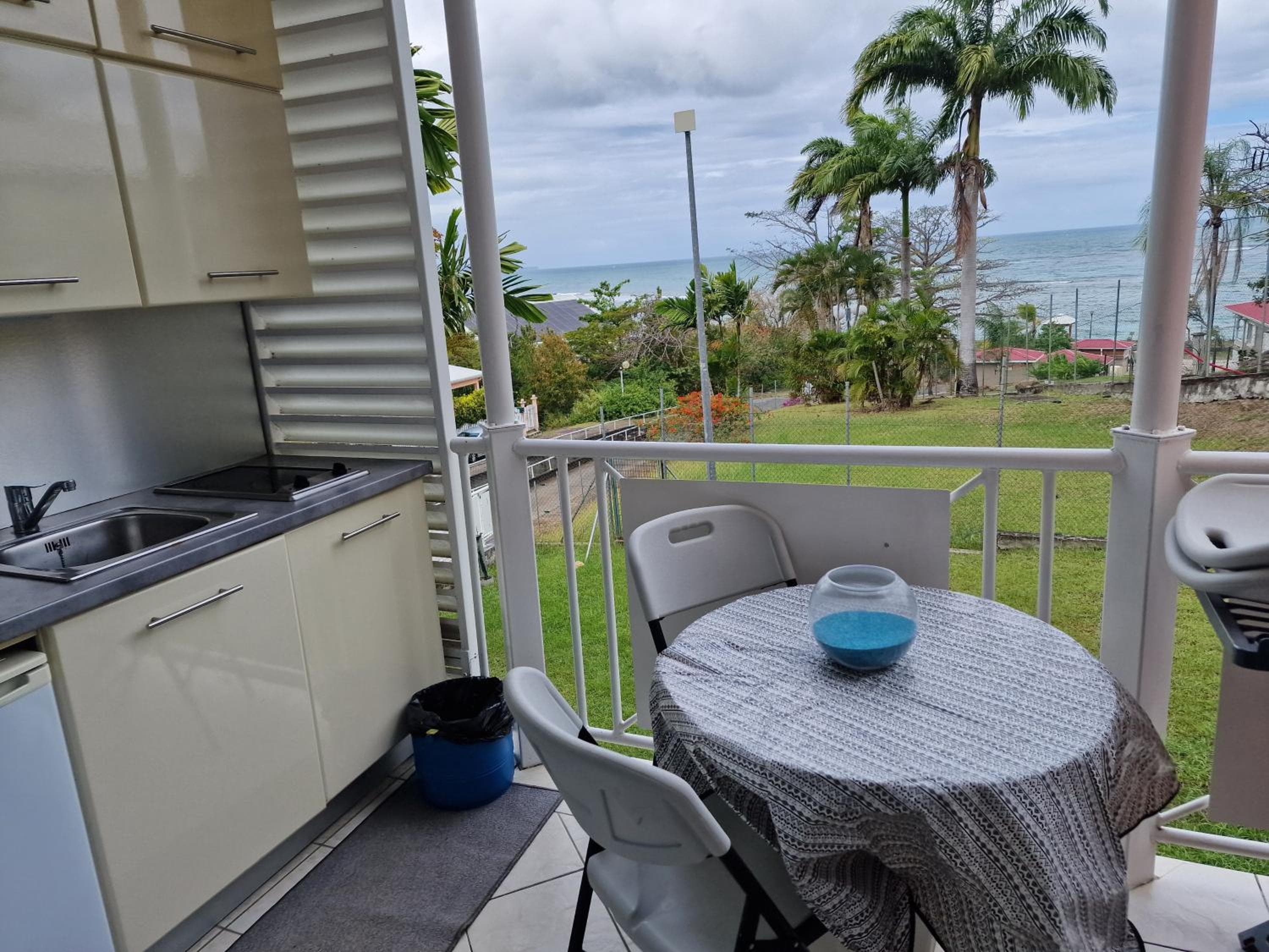 appartement spacieux vue sur mer