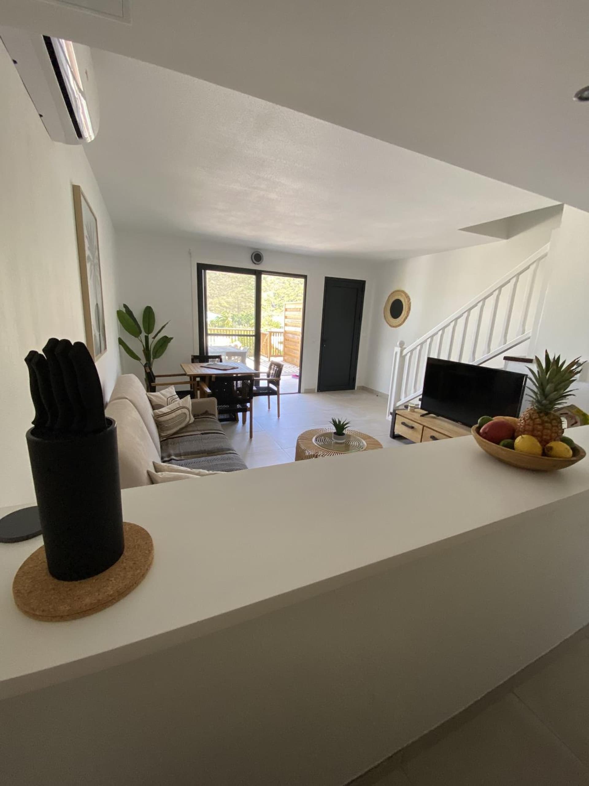 Cottage Cosy Duplex Anse Marcel, Vue mer et marina
