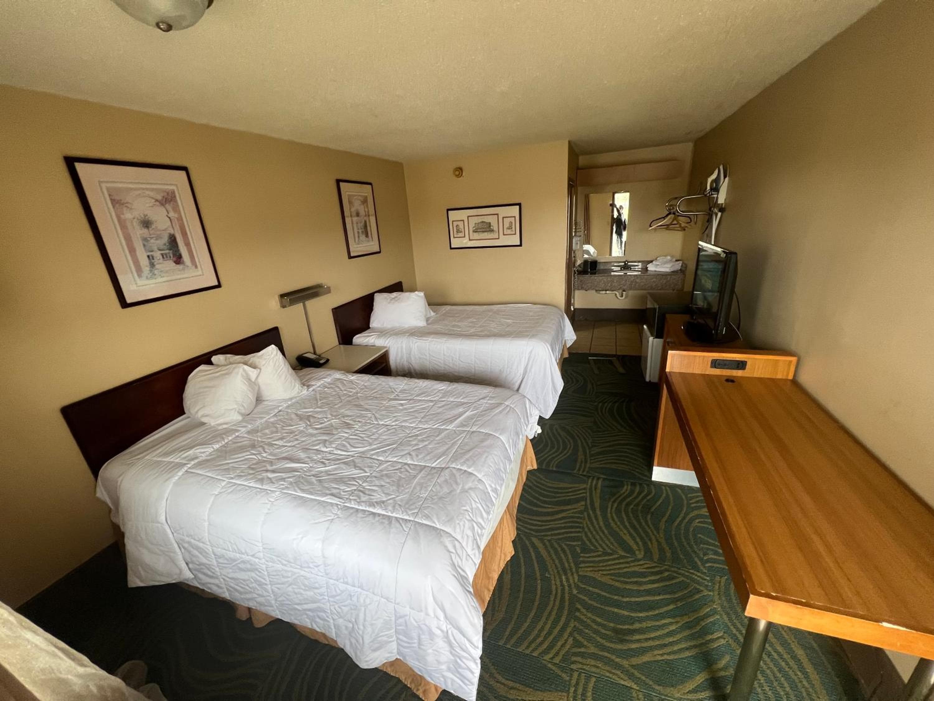 Hilltop Inn Pittsburgh