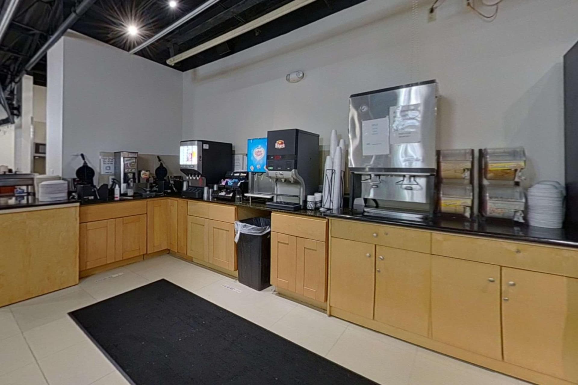 Rodeway Inn & Suites Fort Lauderdale Airport & Cruise Port