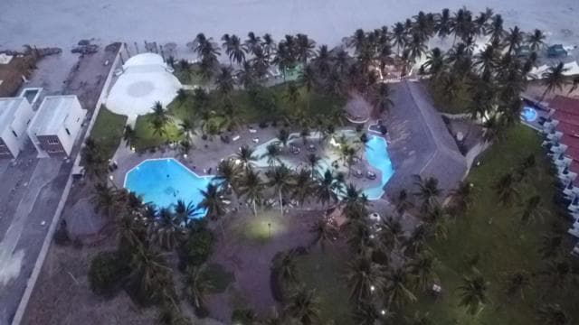 HOTEL TESORO BEACH
