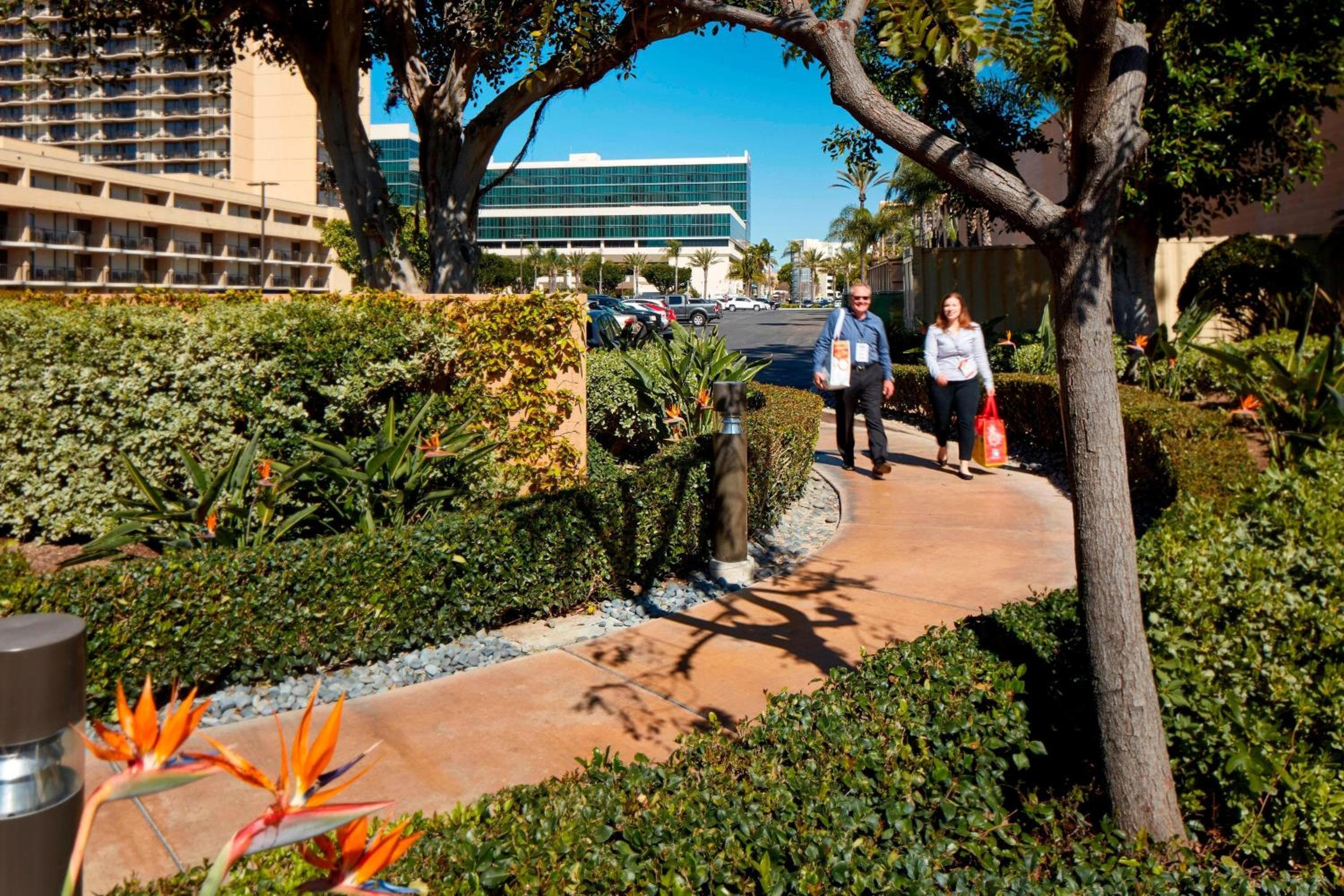 Courtyard by Marriott Anaheim Resort/Convention Center