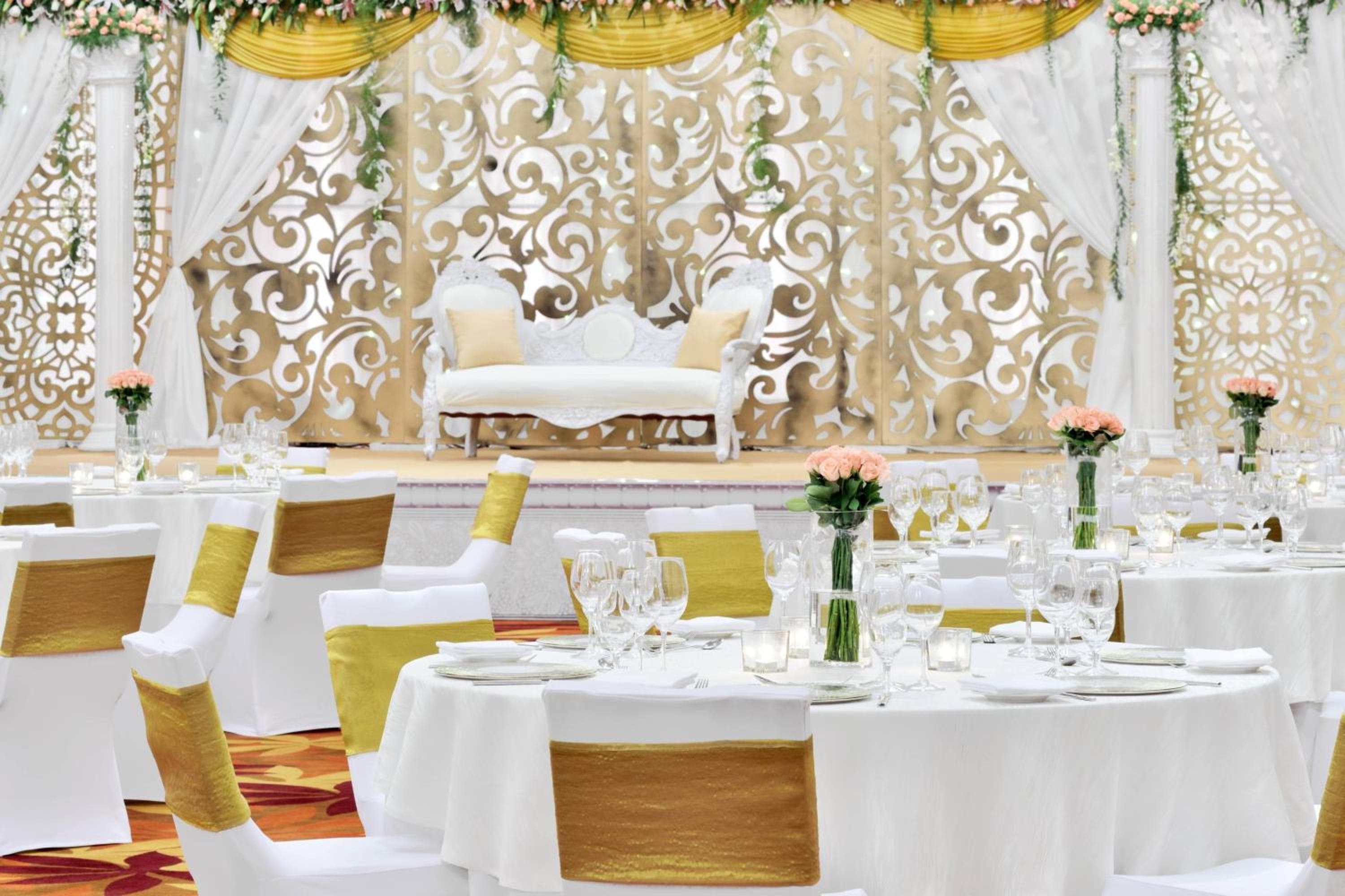 Kochi Marriott Hotel, LuLu International Shopping Mall