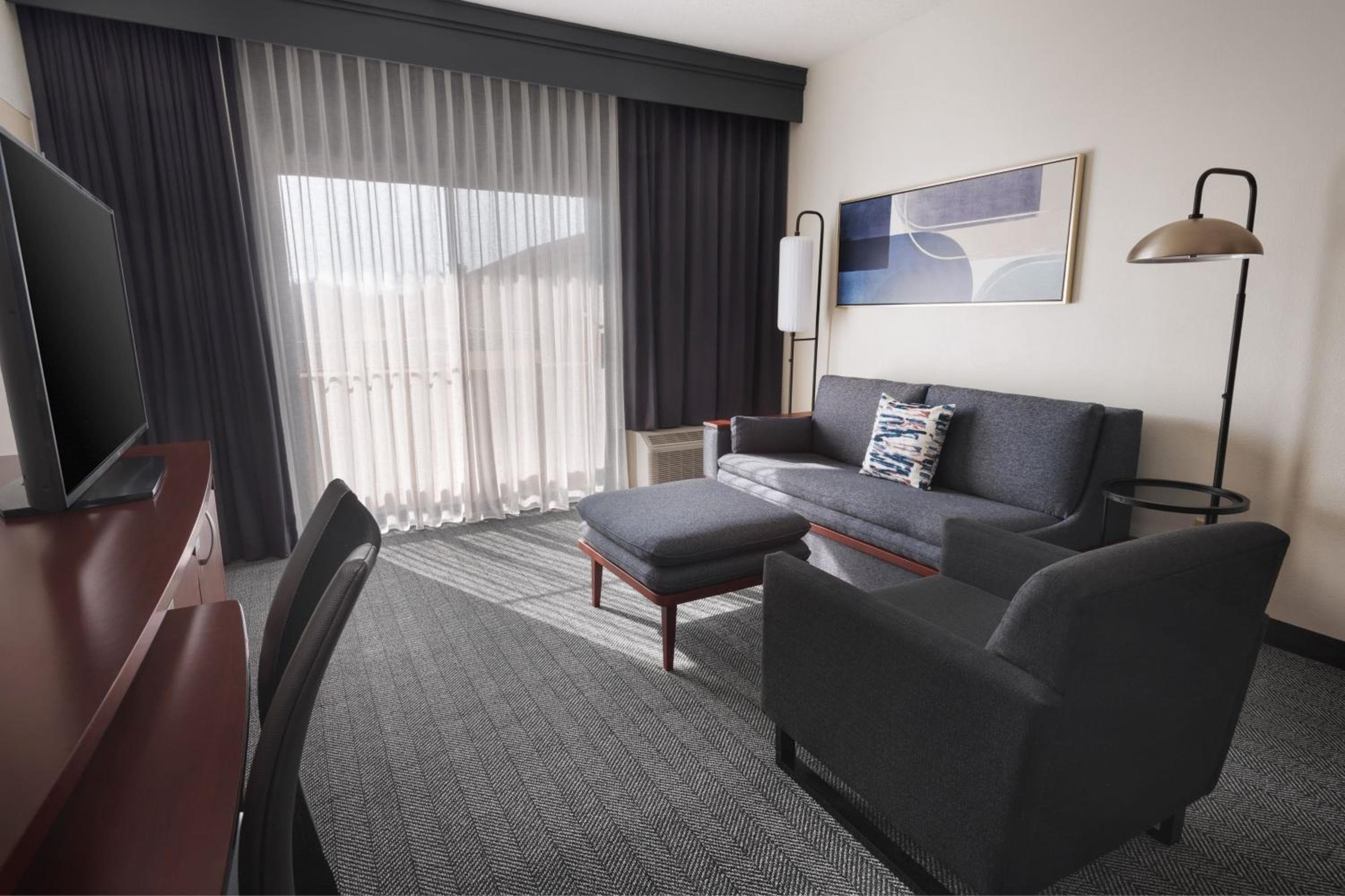 Courtyard by Marriott New Carrollton Landover