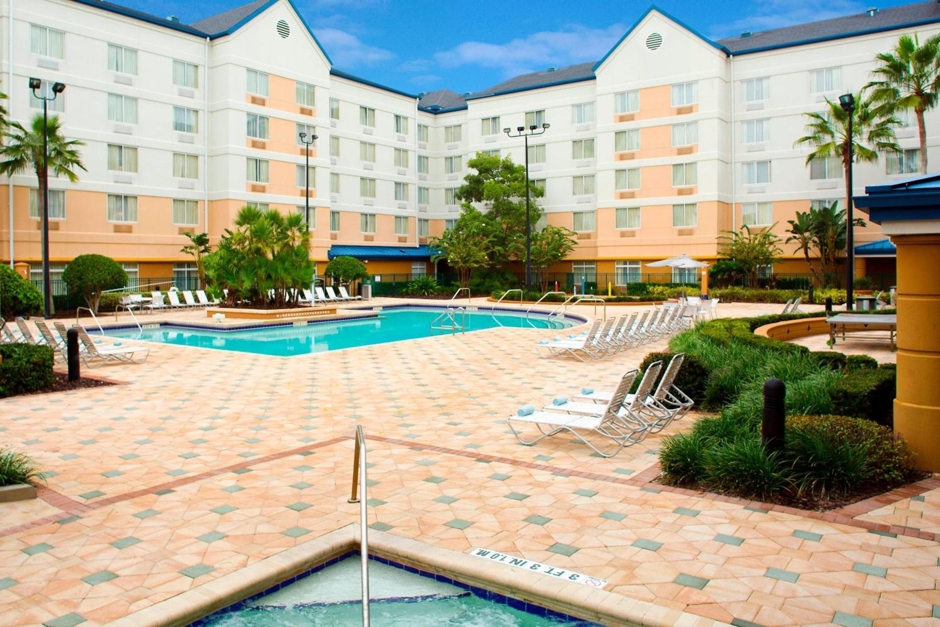 Fairfield Inn & Suites by Marriott Orlando Lake Buena Vista in the Marriott Village - Large Family Suites with Trundle Bunk Beds!
