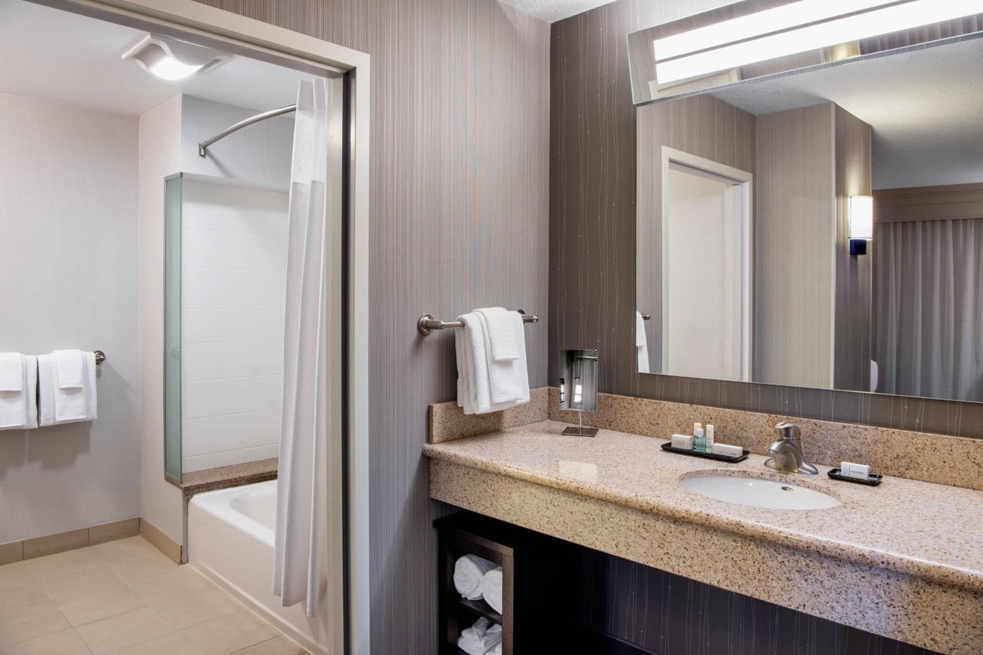 Courtyard by Marriott Edmonton West
