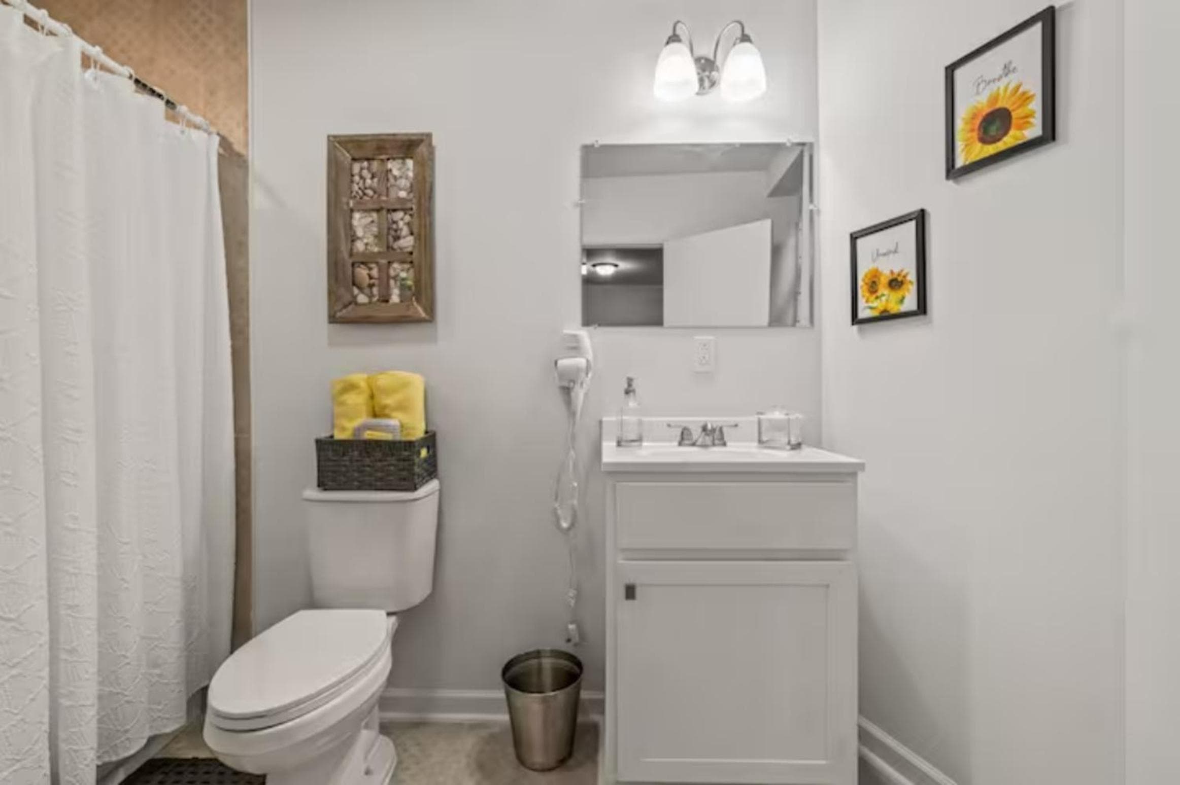 Urban Chic Apartments Near Center City