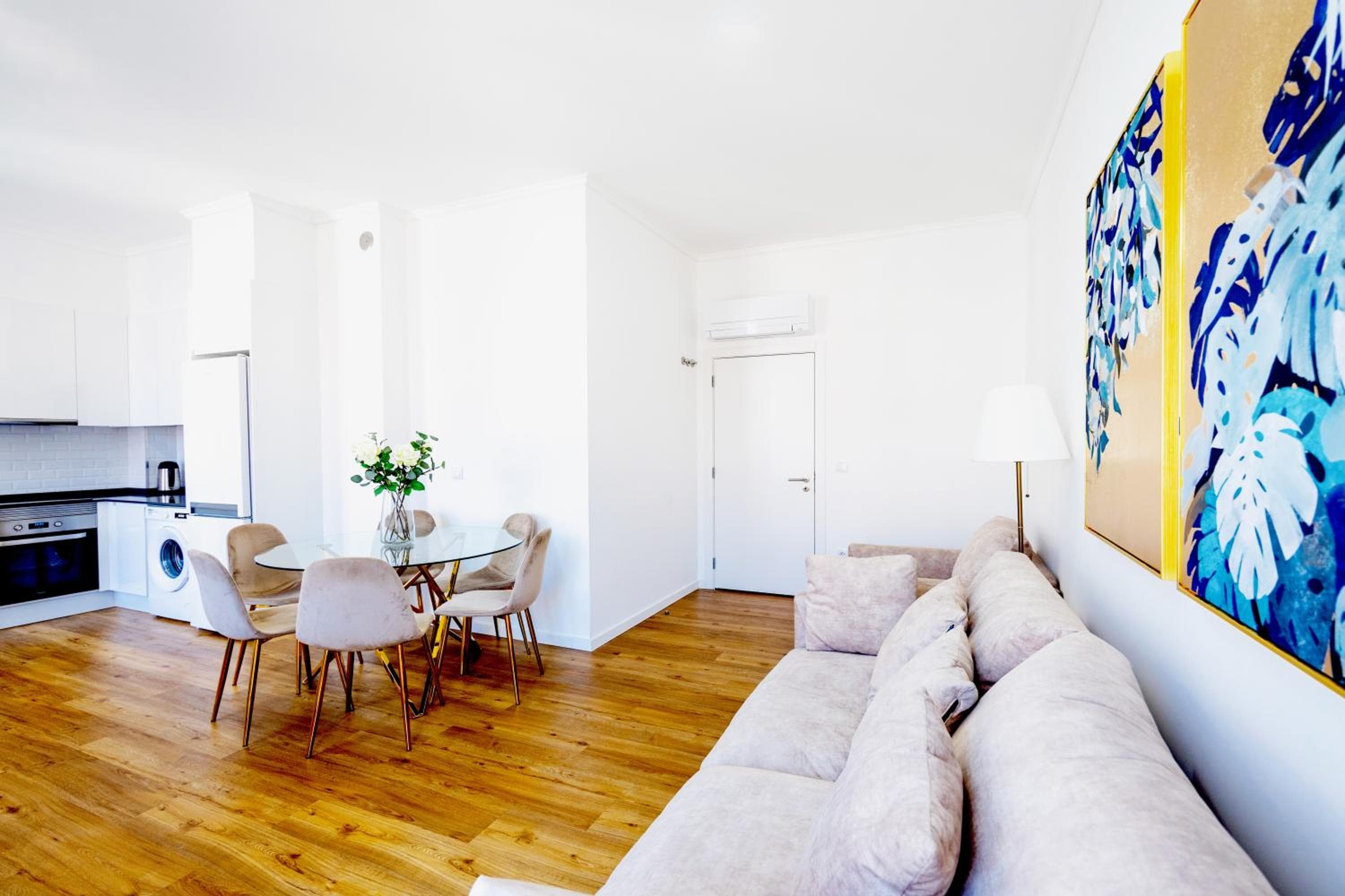 Lisboa Intendente 3Bedroom Apartment with Balcony