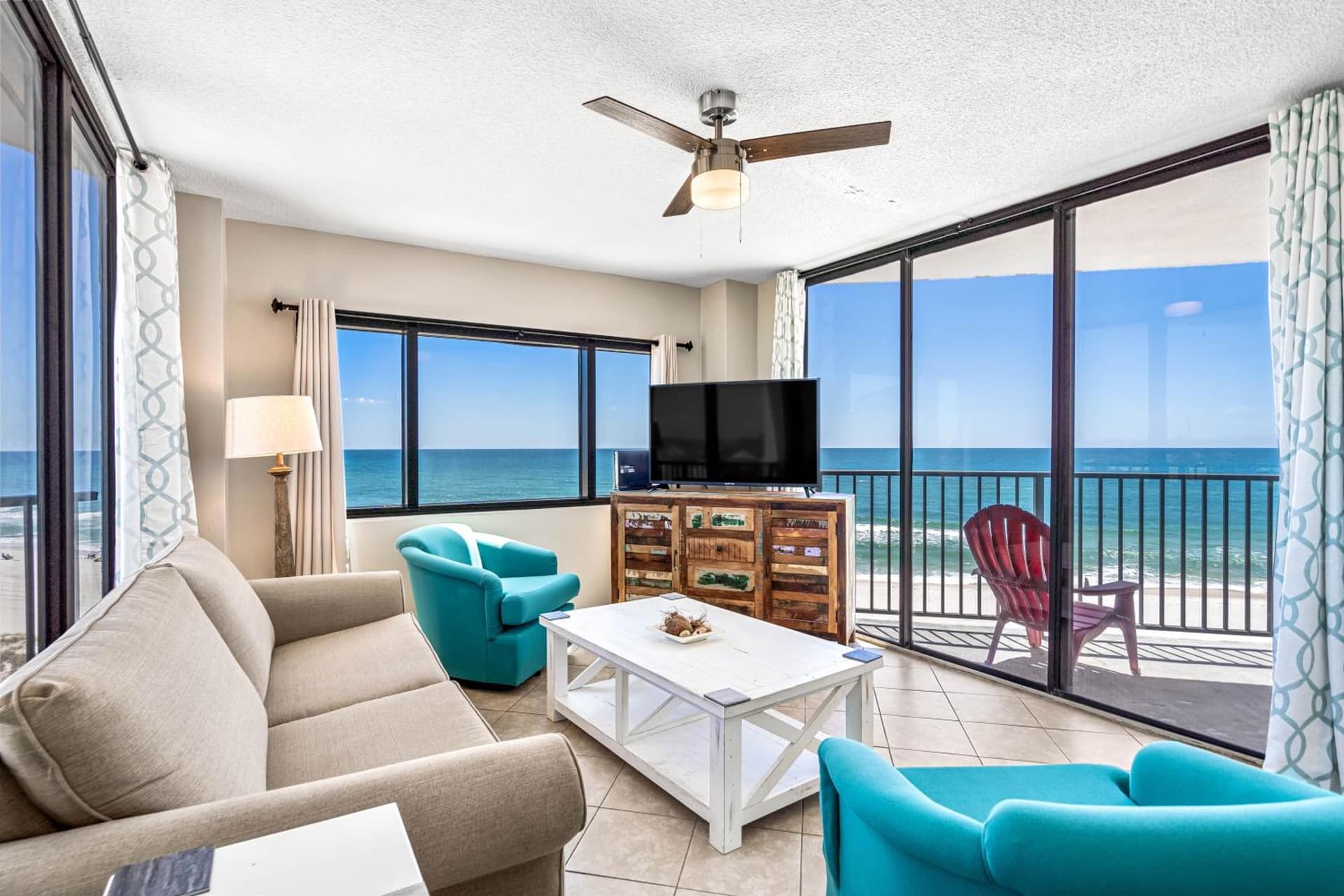 AquaVista Beach Resort by Sand Seeker Vacations