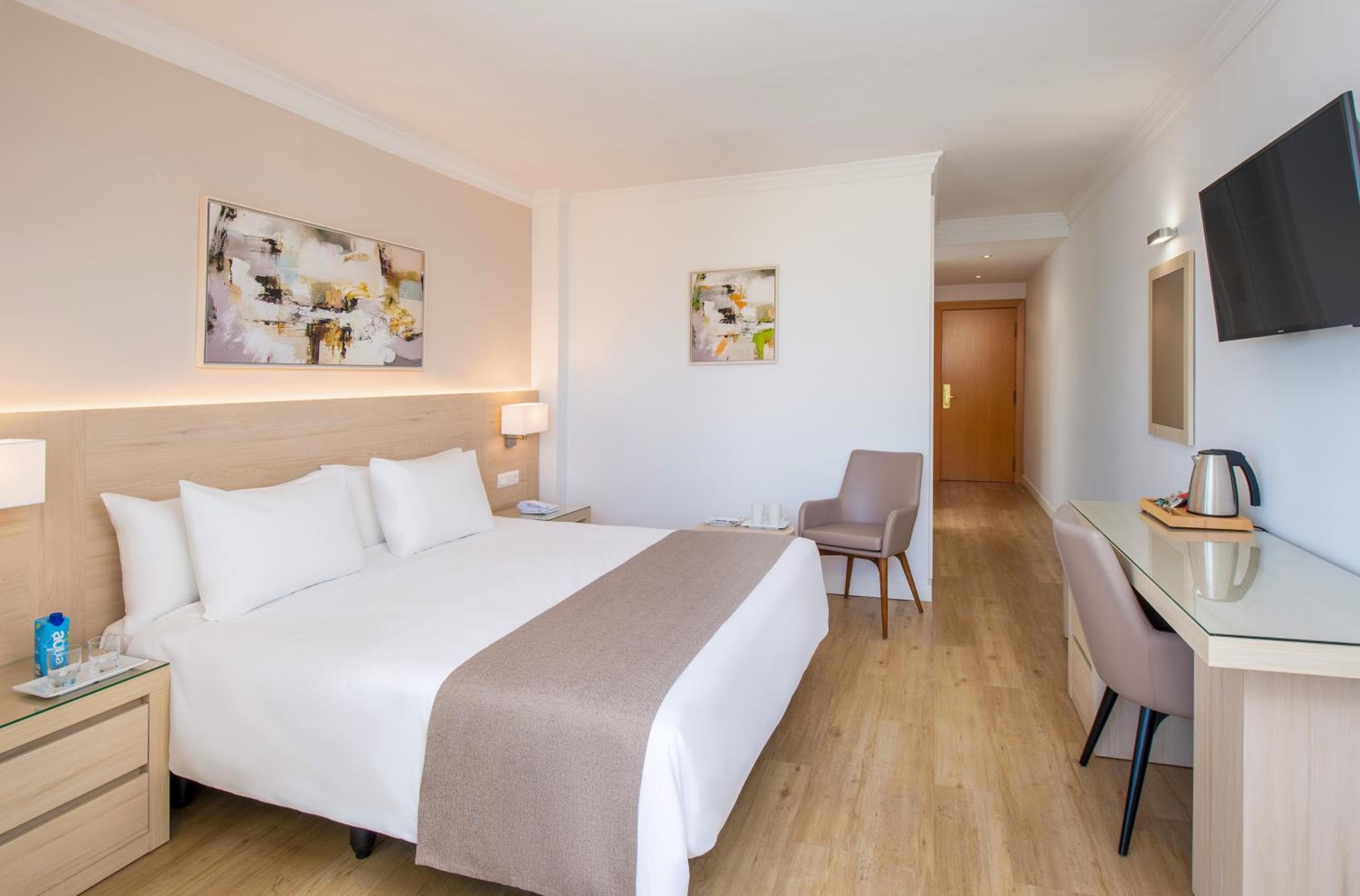 Hotel Las Arenas, Affiliated by Meliá