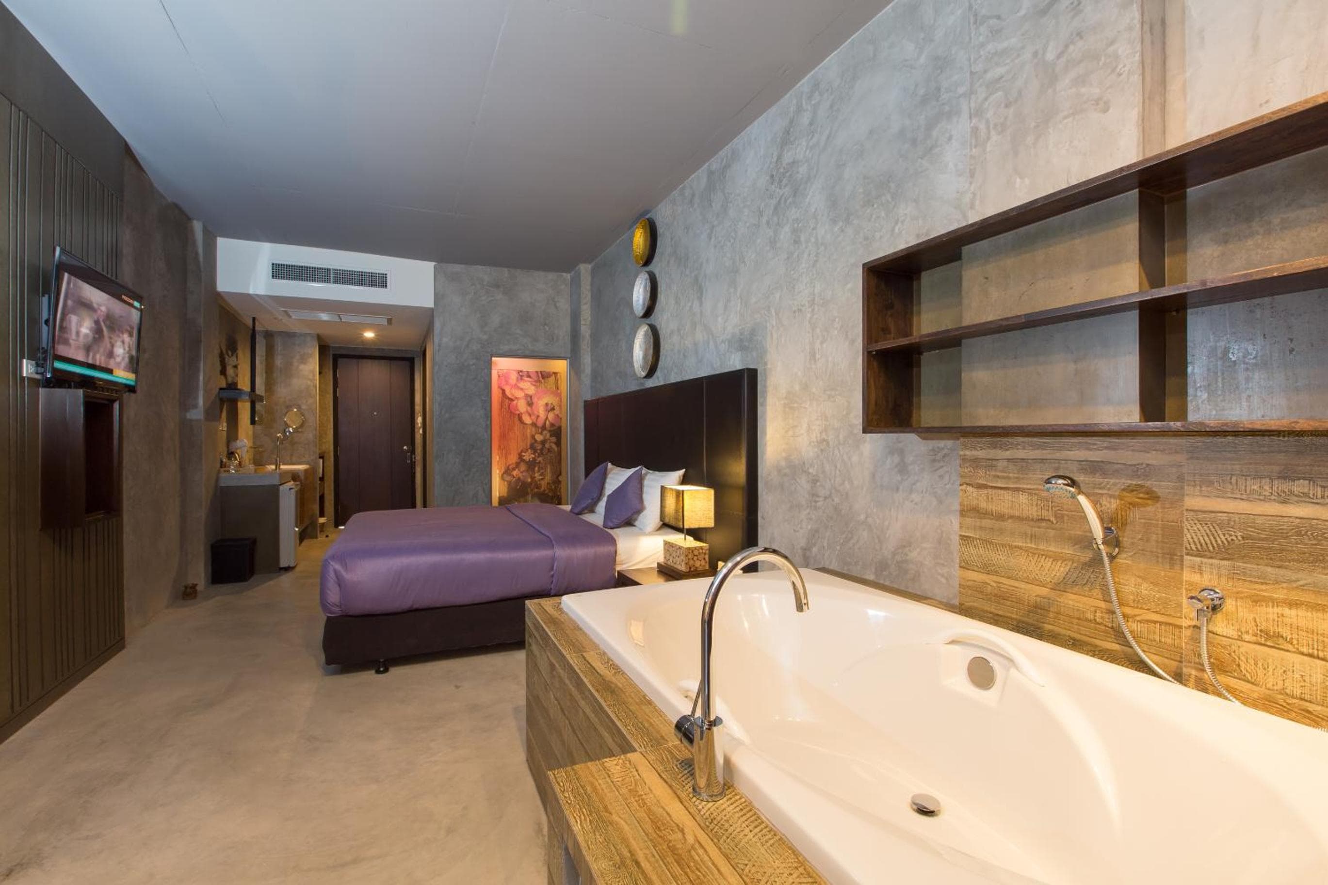 Patong Signature Boutique Hotel