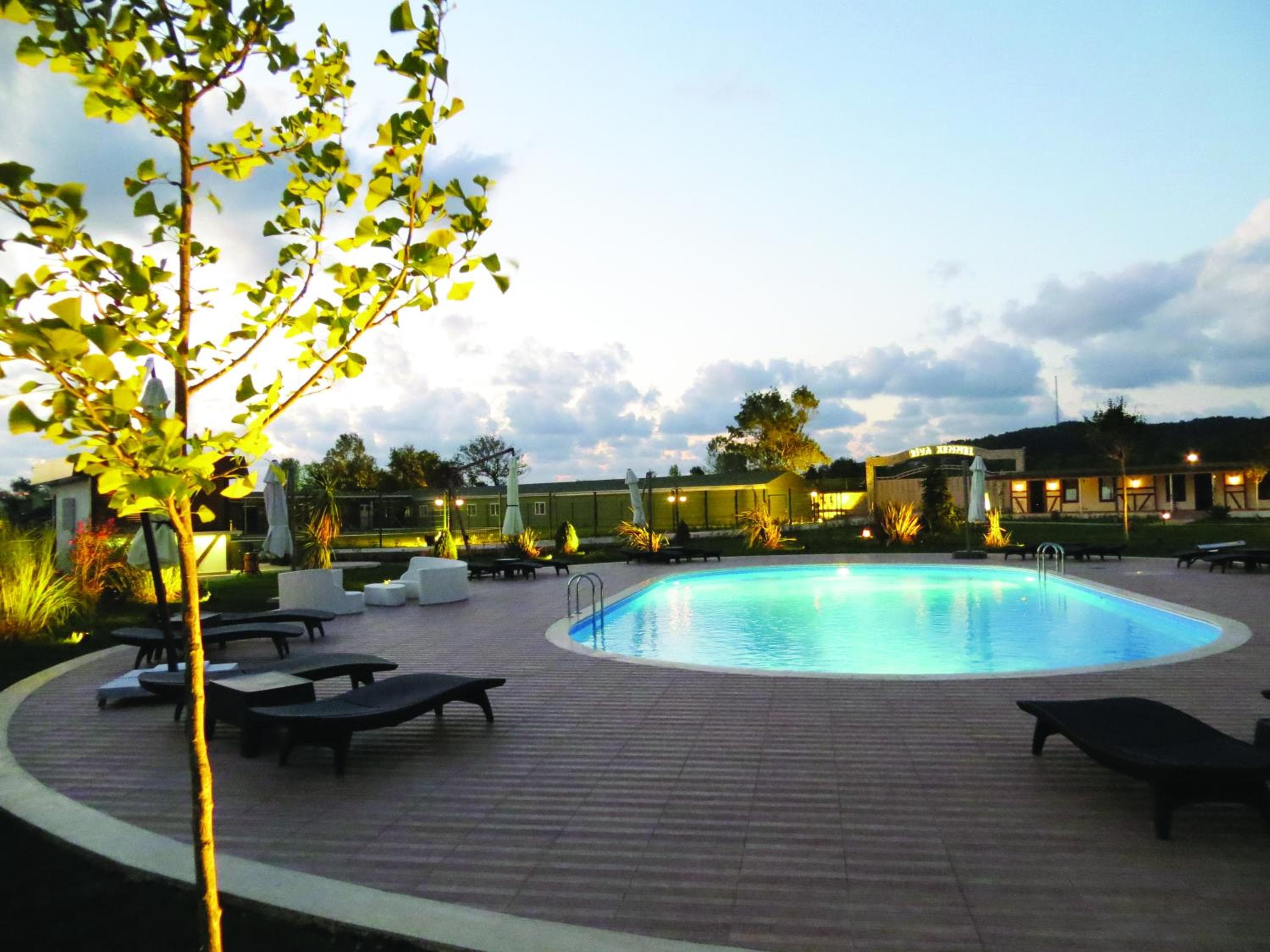 Riva's Club Hotel