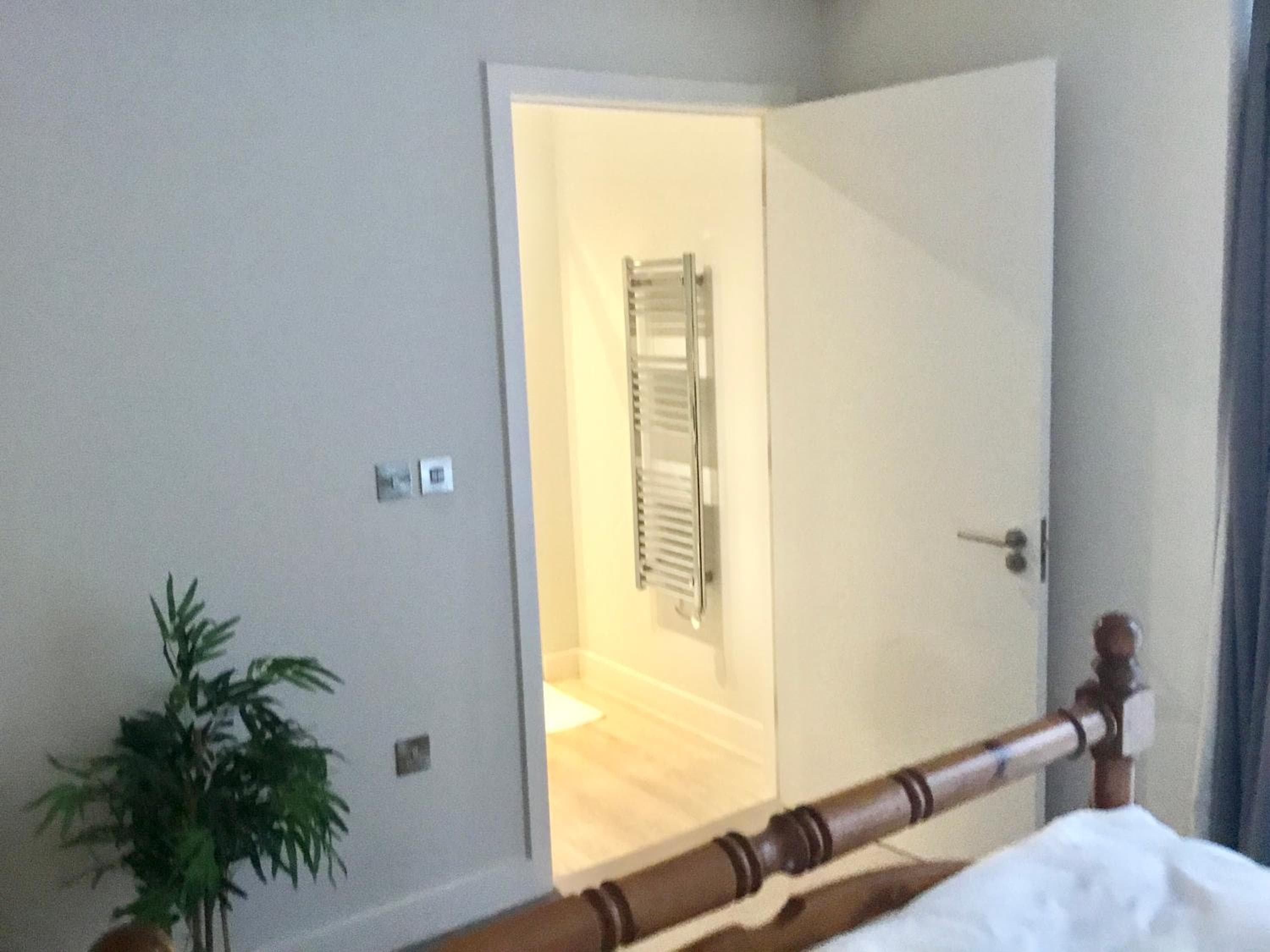Luxury Ensuite Room 2 Minutes from Cambridge Station
