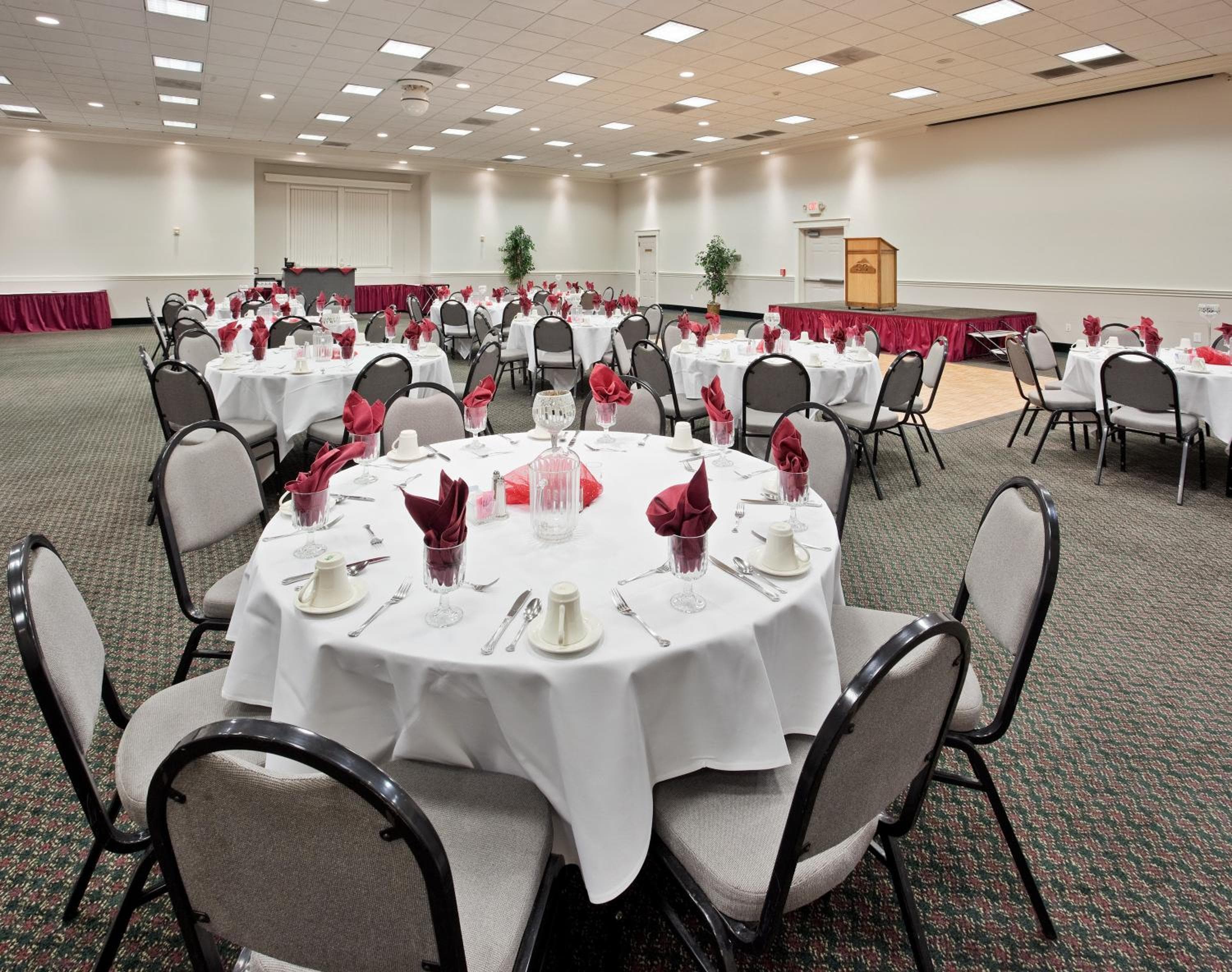 Holiday Inn Redding by IHG
