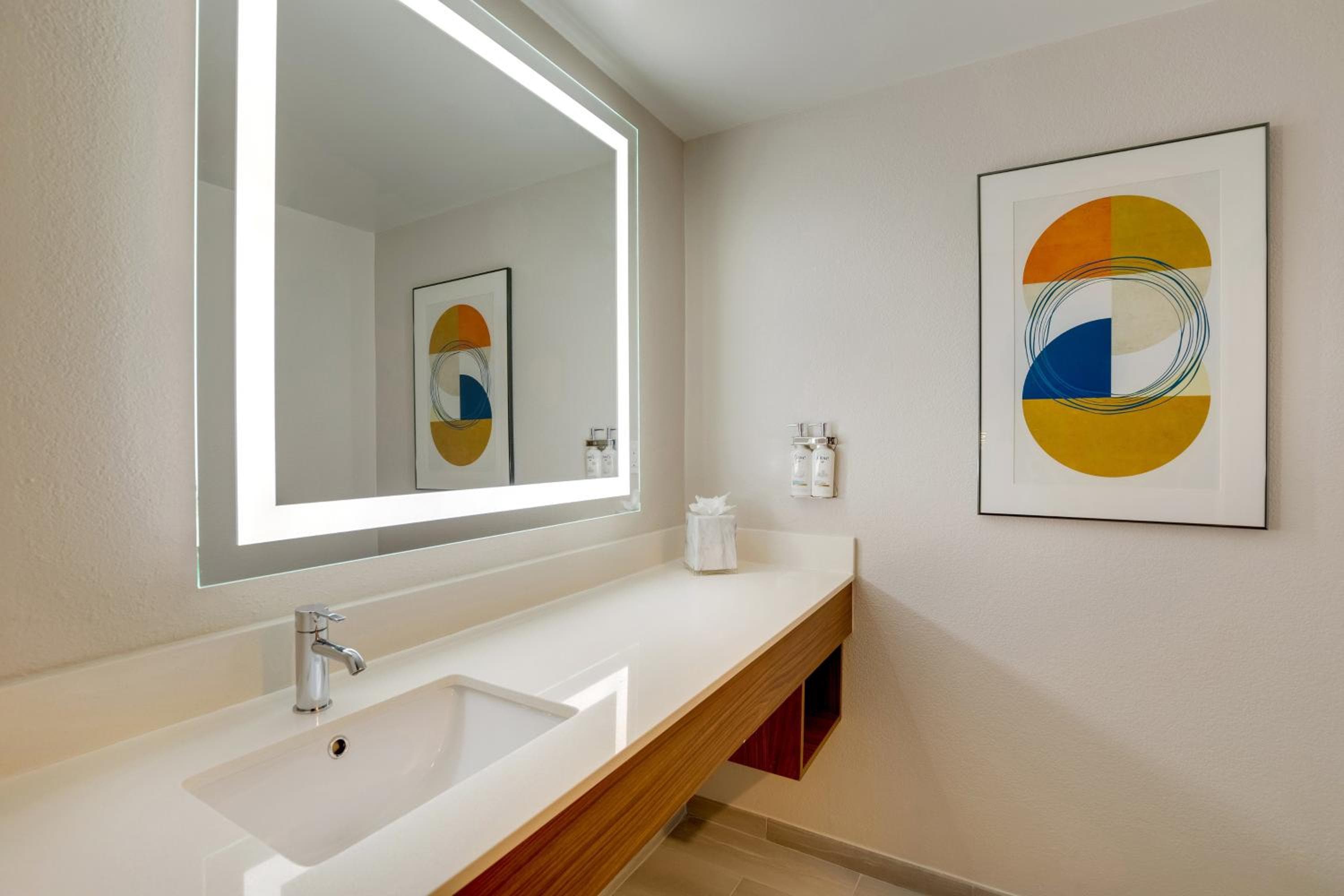 Holiday Inn Express I-95 Capitol Beltway - Largo by IHG