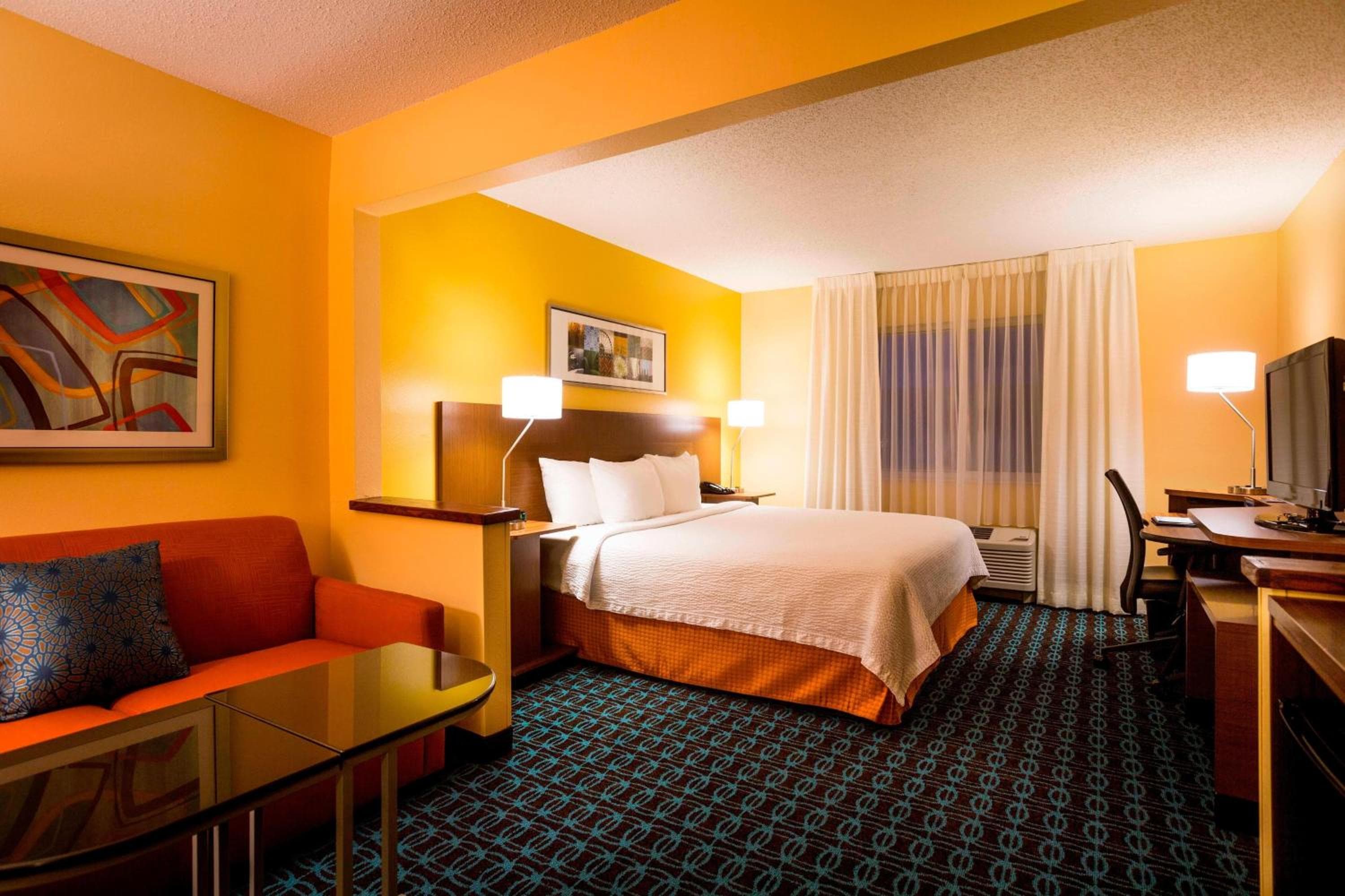 Fairfield Inn and Suites by Marriott Cincinnati Eastgate