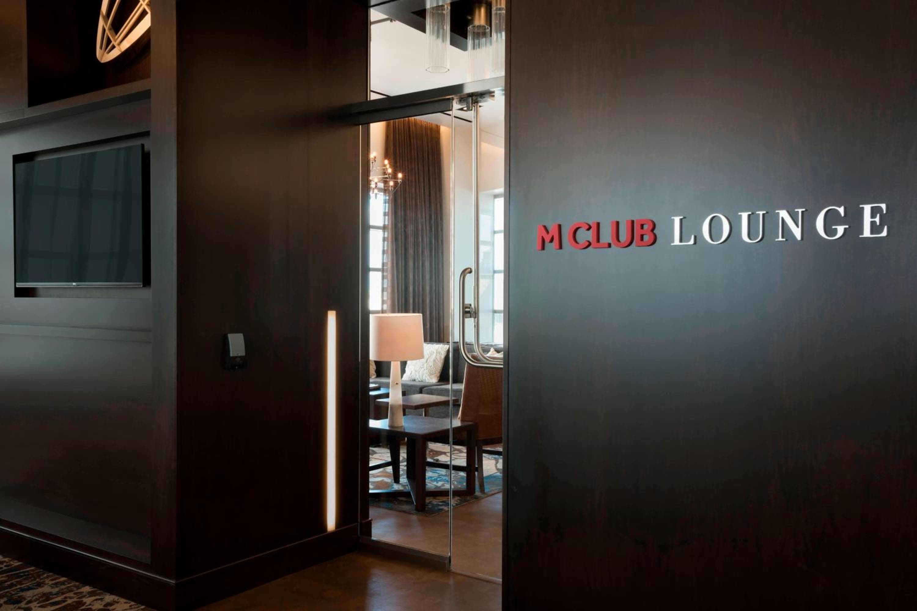 Buffalo Marriott at LECOM HARBORCENTER