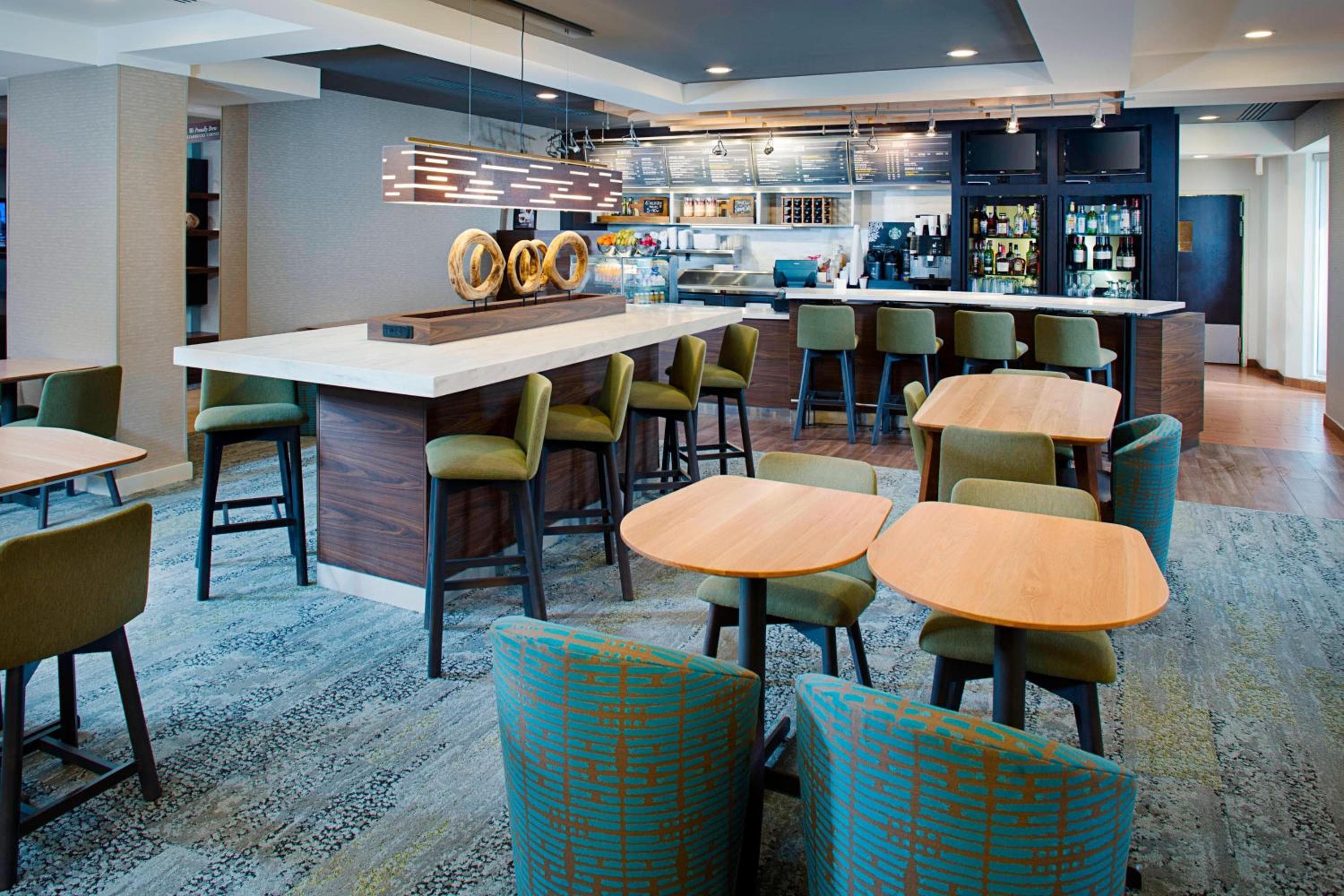 Courtyard by Marriott West Palm Beach Airport